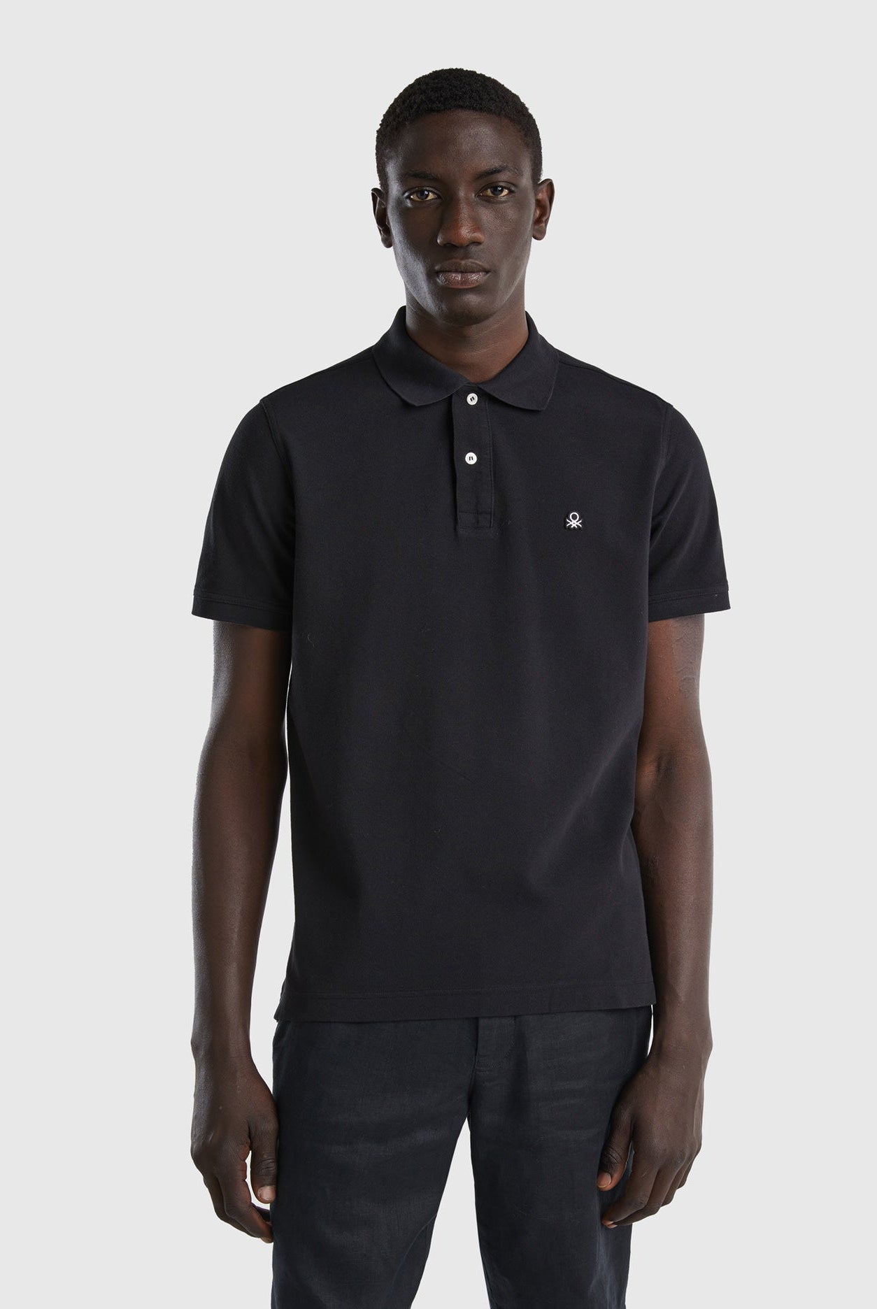 يونايتد كولورز اوف بينيتون قميص بولو للرجال