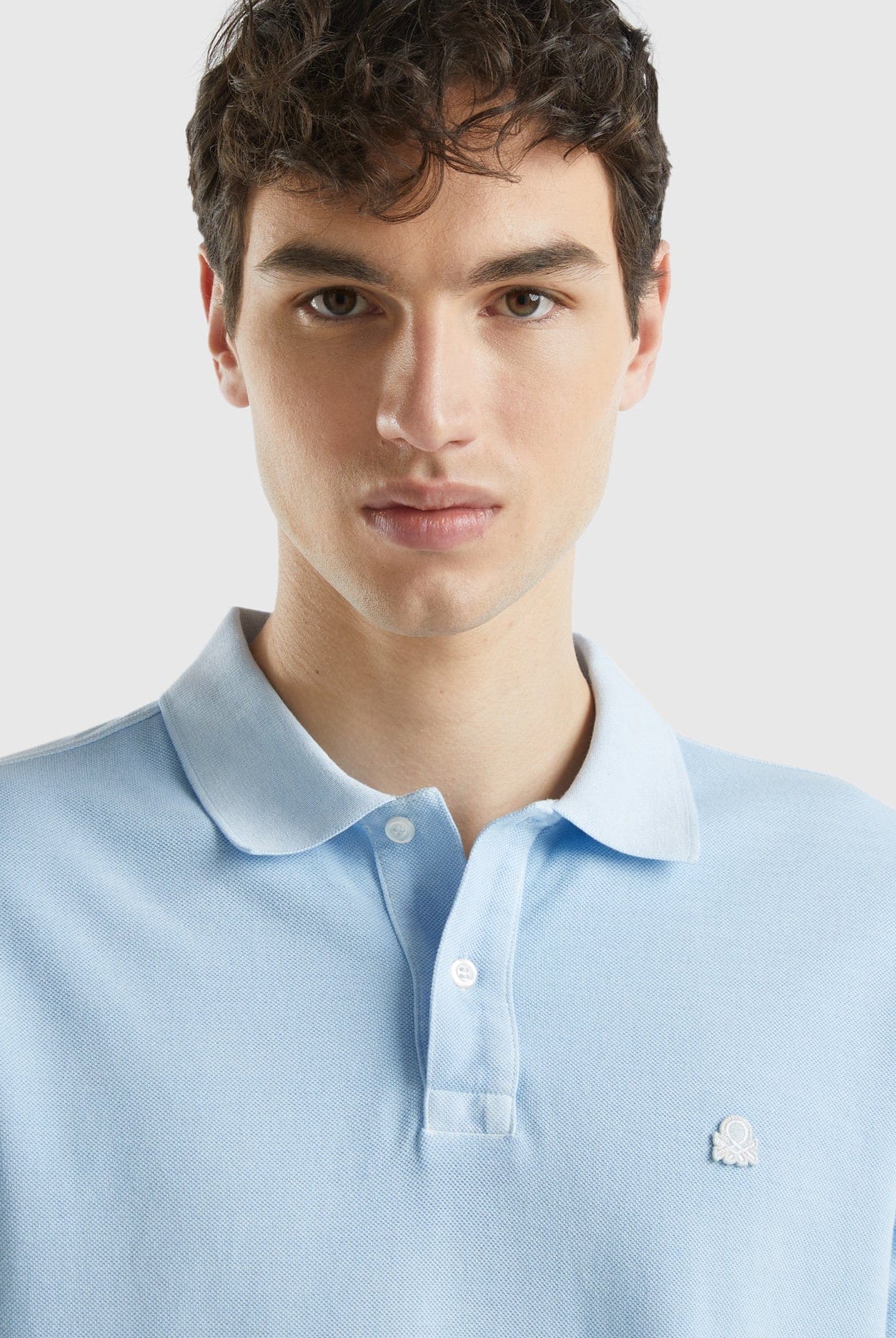 يونايتد كولورز اوف بينيتون تي شيرت برقبة بولو مطرز بشعار قطن 100%