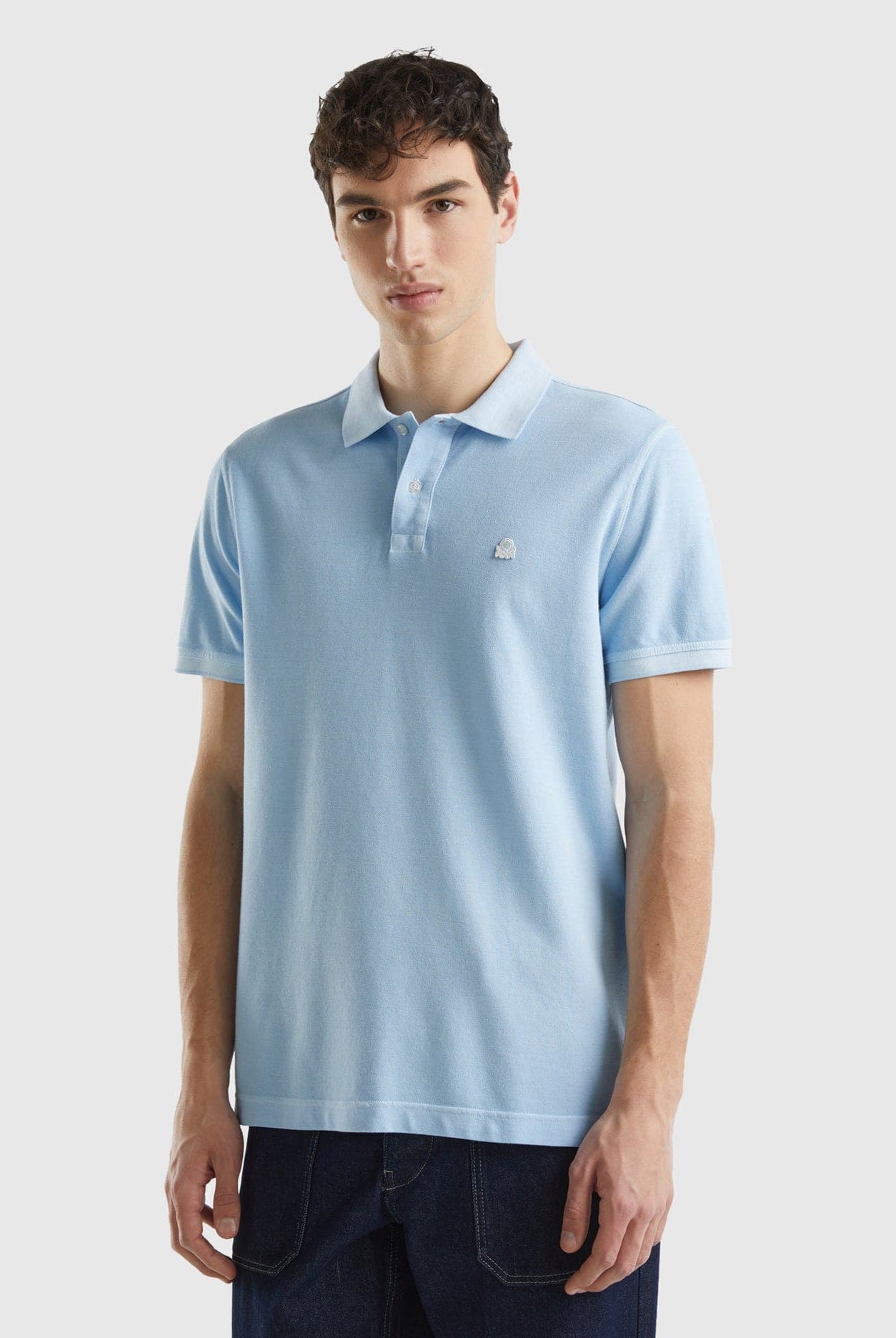 يونايتد كولورز اوف بينيتون تي شيرت برقبة بولو مطرز بشعار قطن 100%