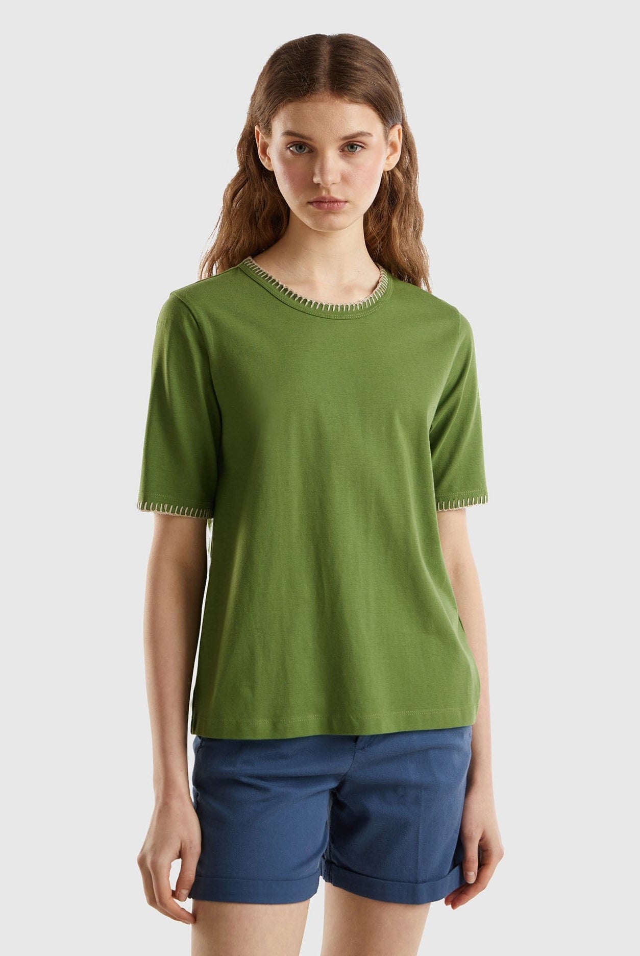 يونايتد كولورز اوف بينيتون تيشيرت نسائي منسوج برقبة دائرية