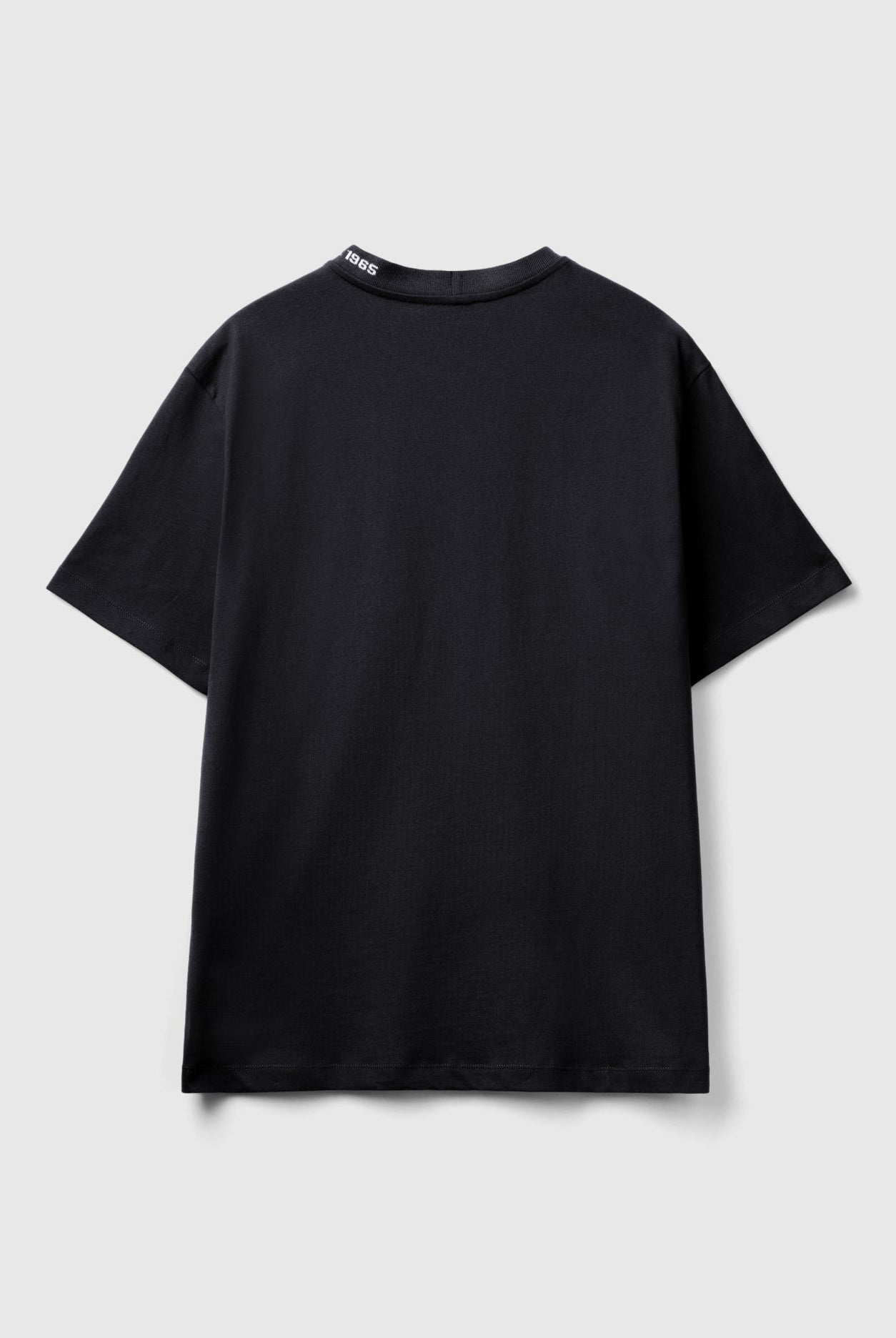 يونايتد كولورز اوف بينيتون تي شيرت قطن 100% برقبة دائرية