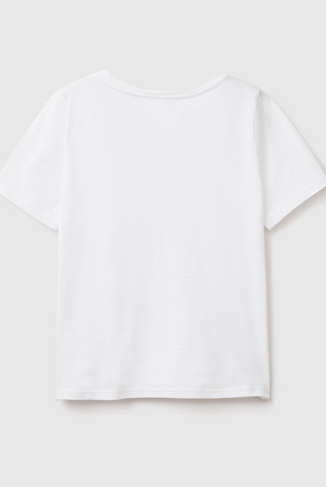 يونايتد كولورز اوف بينيتون تيشيرت قطن مقلم برقبة على شكل V نسائي