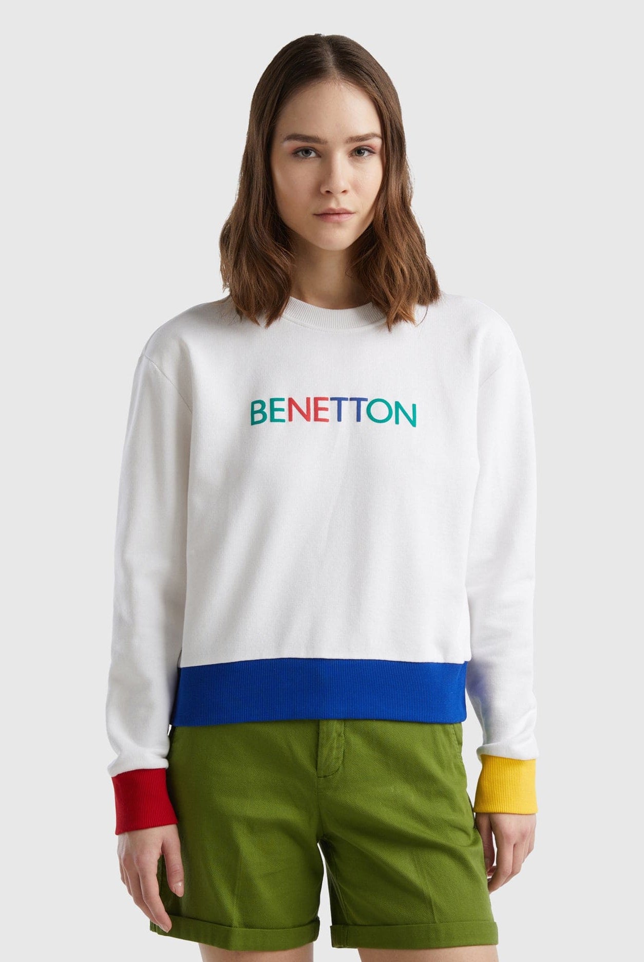 يونايتد كولورز اوف بينيتون سويت شيرت قطن 100% بشعار مطبوع