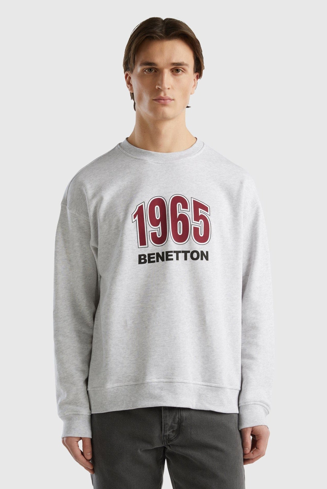 يونايتد كولورز اوف بينيتون سويت شيرت بياقة دائرية مع طباعة شعار رجالي