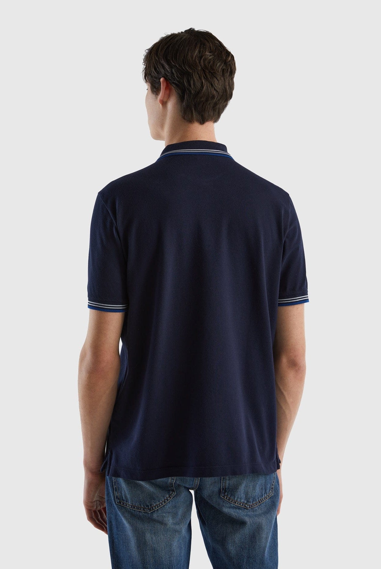 يونايتد كولورز اوف بينيتون تيشيرت بولو شبابي قطن مطاطي بأكمام قصيرة