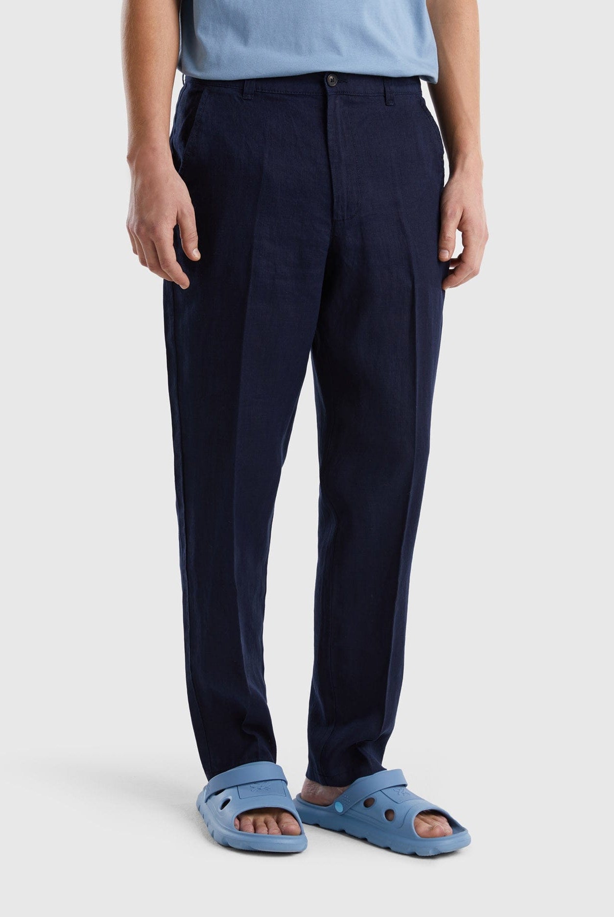 يونايتد كولورز اوف بينيتون سروال تشينو من الكتان الخالص رجالي