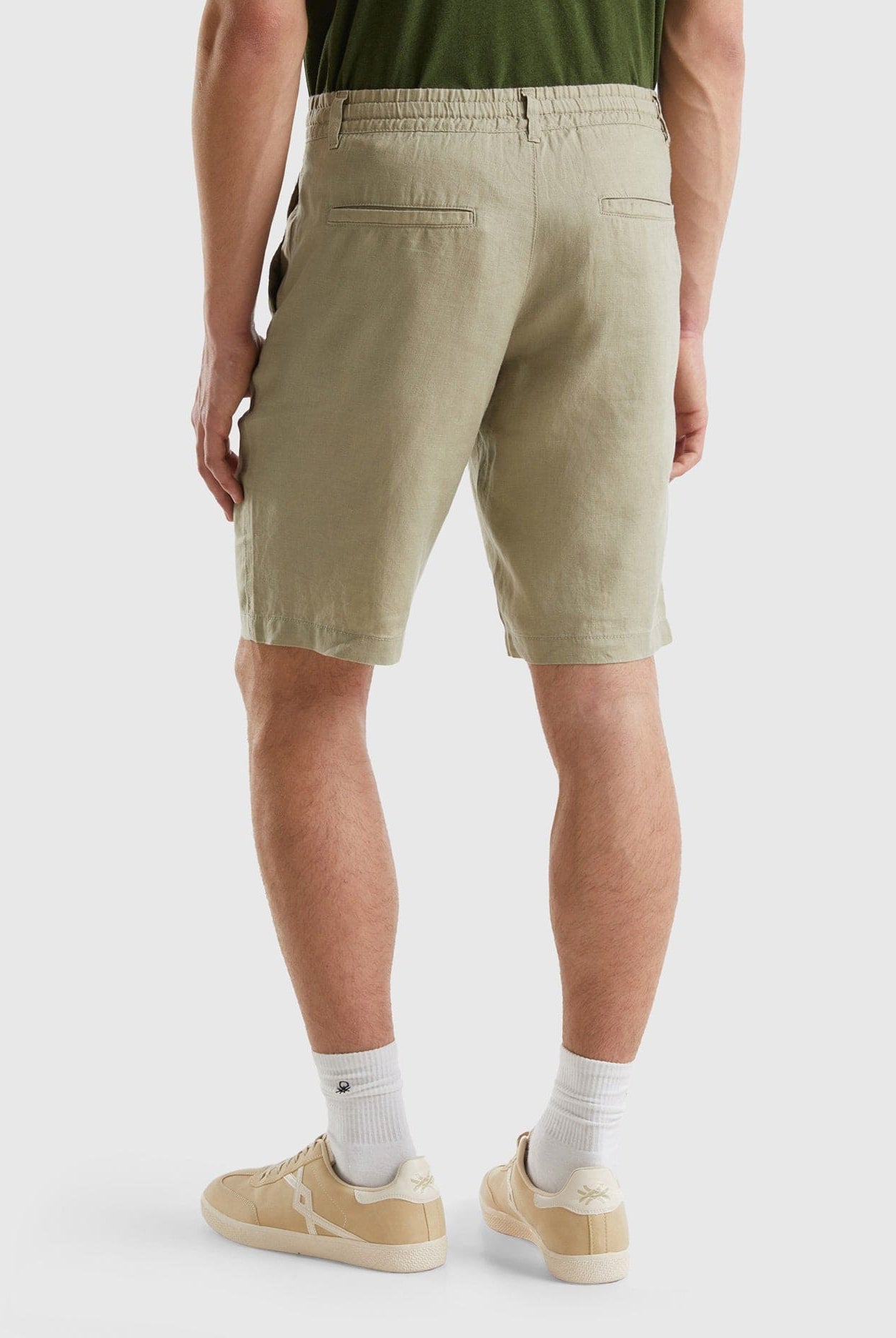 يونايتد كولورز اوف بينيتون برمودا من الكتان بنسبة 100% رجالي