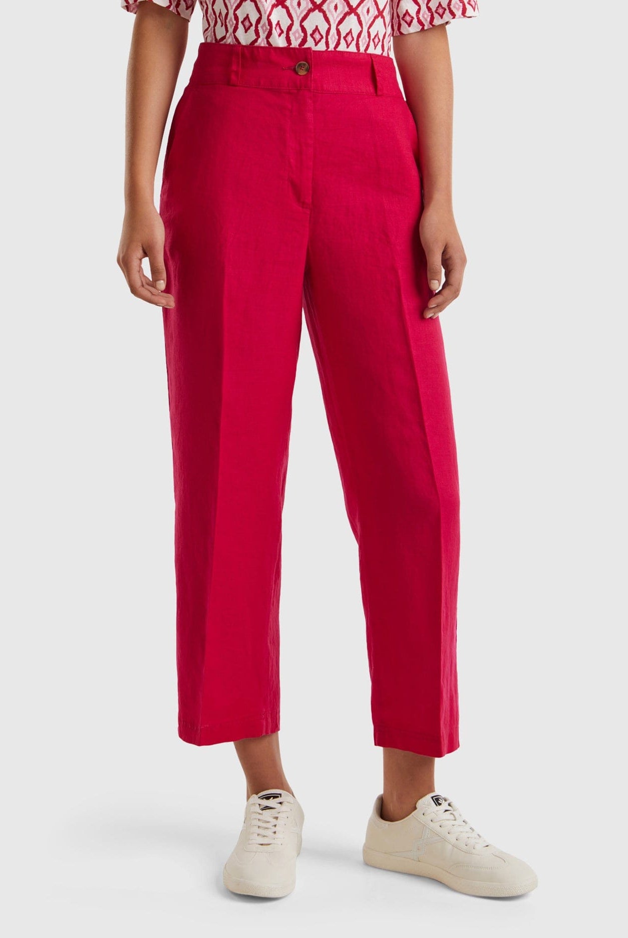 يونايتد كولورز اوف بينيتون بنطلون كلاسيك نسائي واسع وبجيوب جانبيه