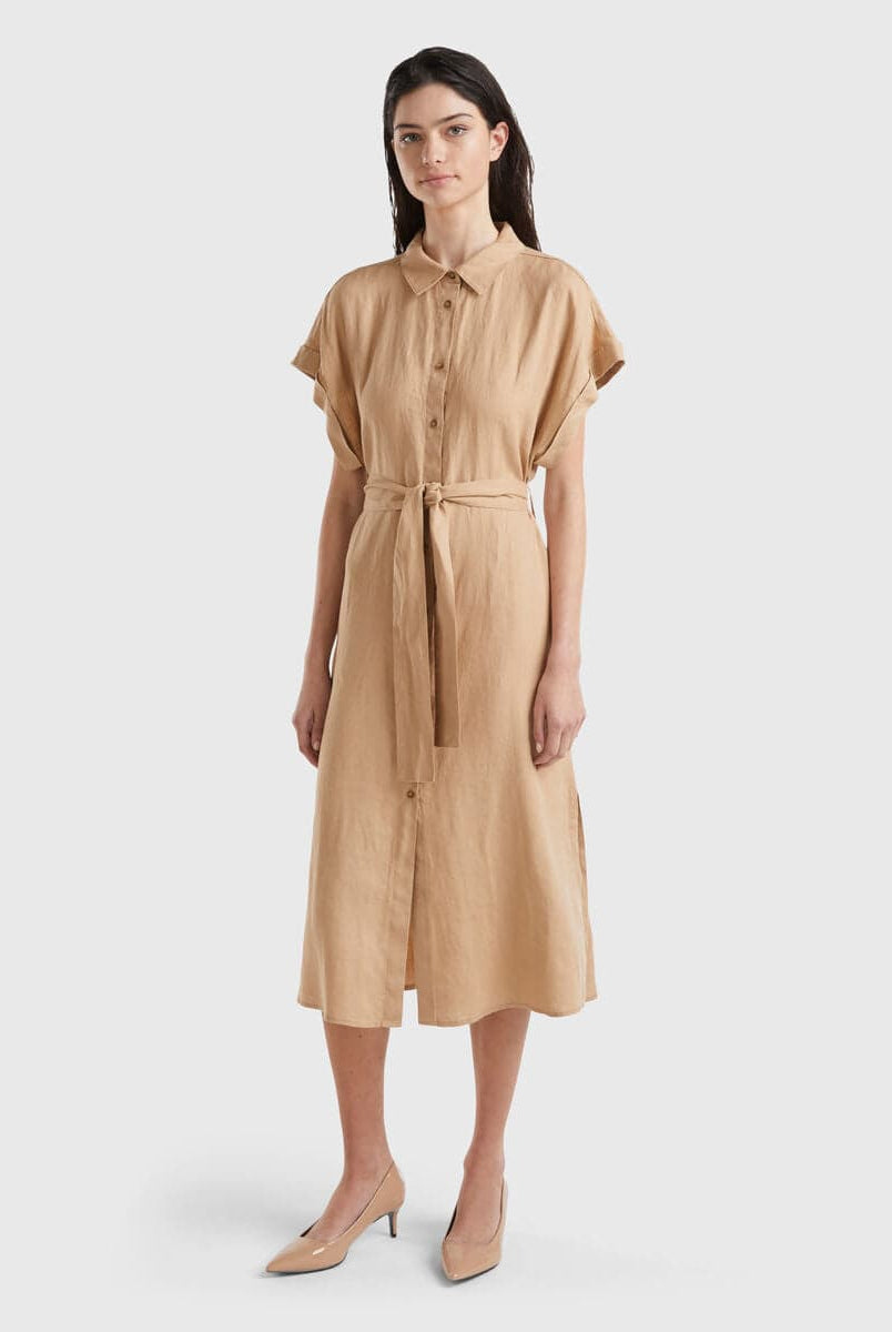 يونايتد كولورز اوف بينيتون فستان نسائي ميدي بأزرار أمامية كم قصير وحزام عند الخصر