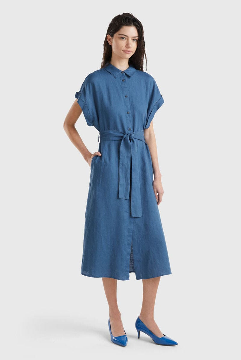 يونايتد كولورز اوف بينيتون فستان نسائي ميدي بأزرار أمامية كم قصير وحزام عند الخصر