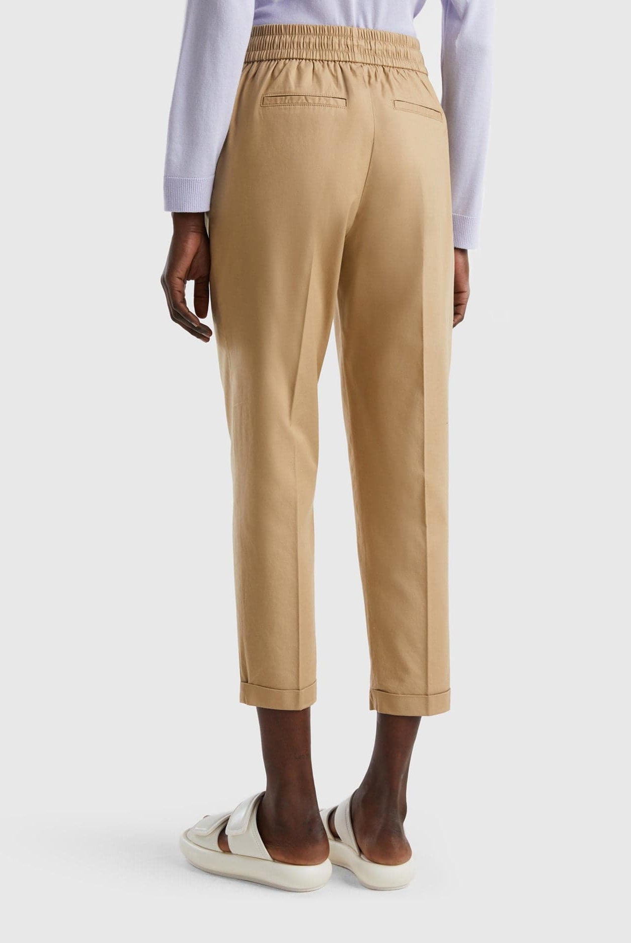 يونايتد كولورز اوف بينيتون بنطلون جوغر نسائي من القطن المطاطي وبرباط عالخصر