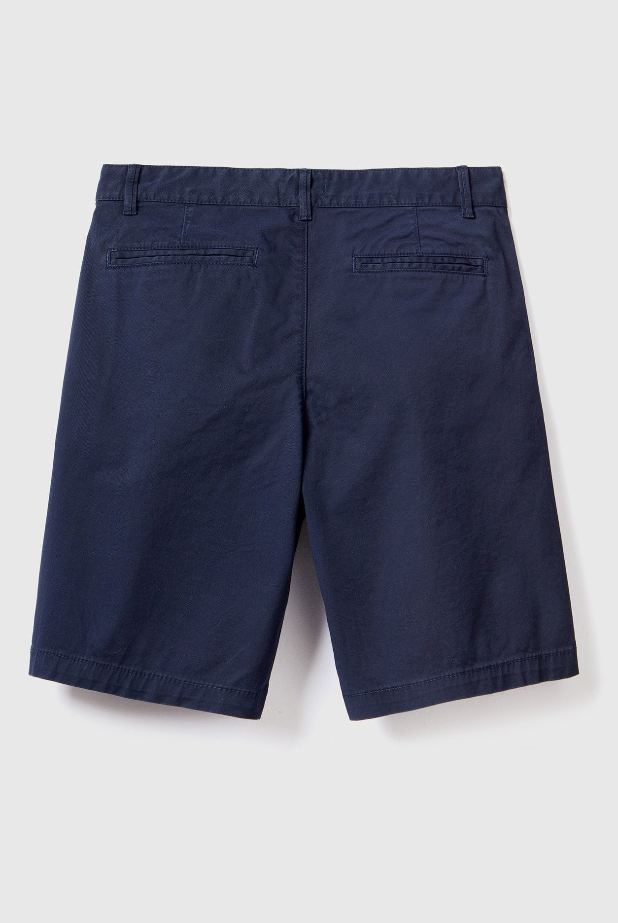 يونايتد كولورز اوف بينيتون شورت تشينو قطن مطاطي رجالي