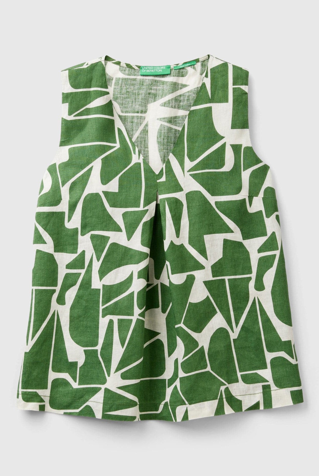 يونايتد كولورز اوف بينيتون بلوزة نسائية مشجرة من الكتان فتحة صدر على شكل حرف V بدون اكمام