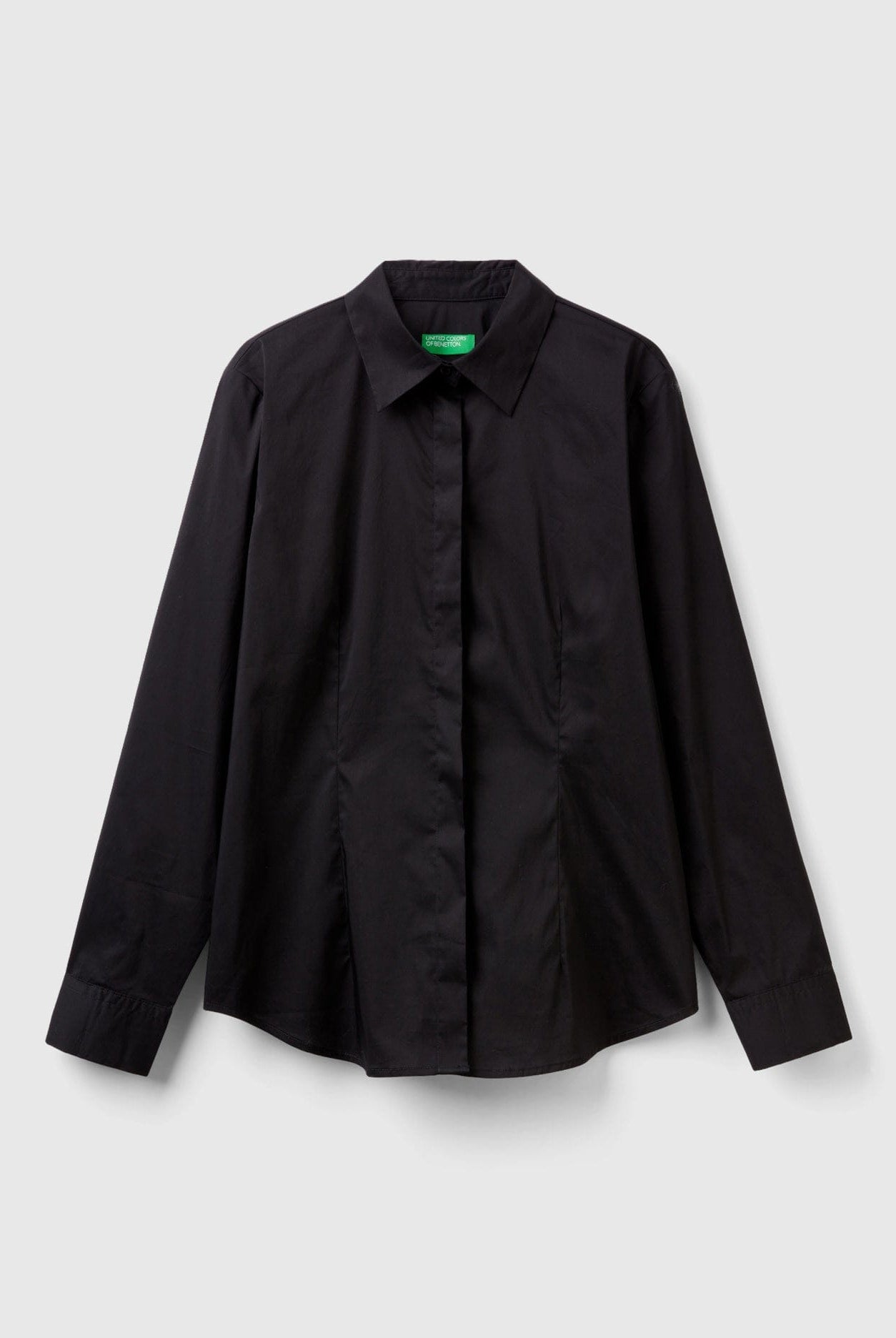 يونايتد كولورز اوف بينيتون قميص نسائي من خليط القطن المطاطي