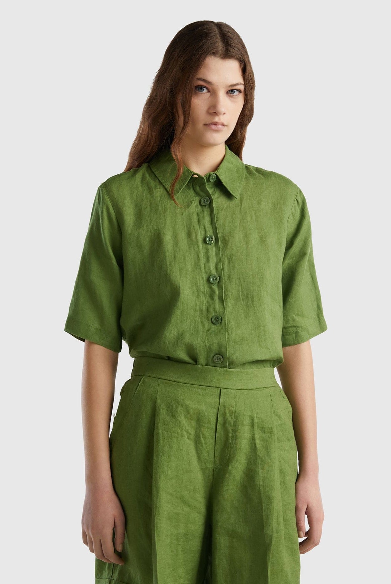 يونايتد كولورز اوف بينيتون قميص قصير من الكتان الخالص