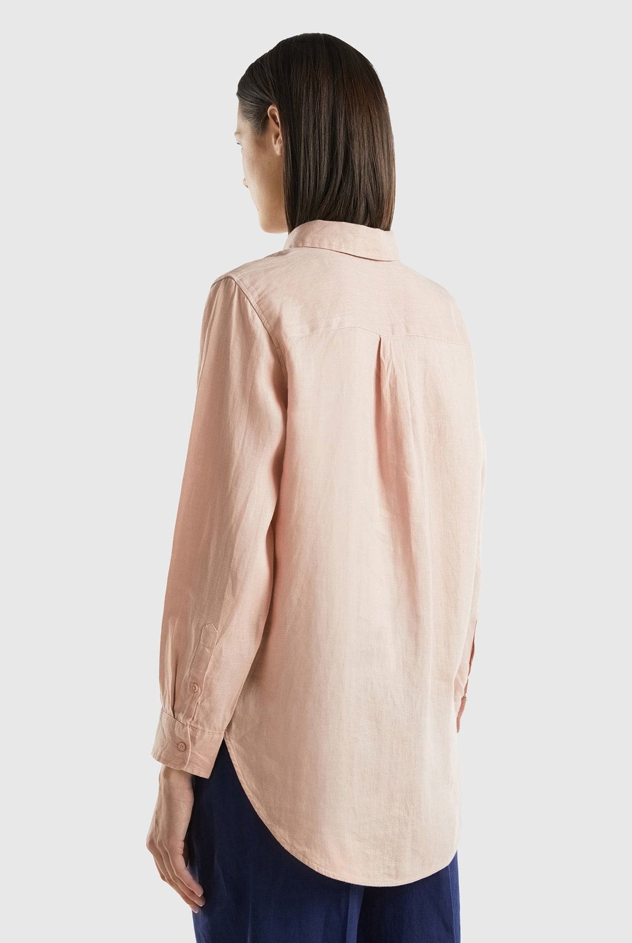 يونايتد كولورز اوف بينيتون قميص طويل من الكتان الخالص