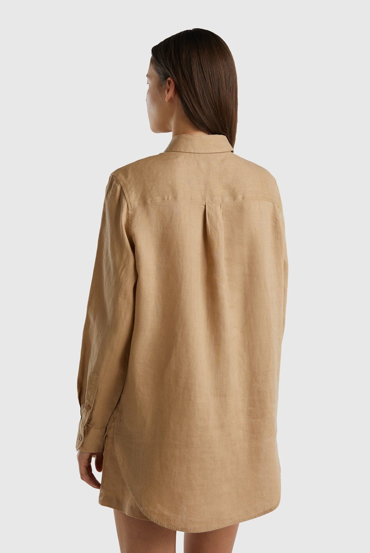 يونايتد كولورز اوف بينيتون قميص طويل من الكتان الخالص