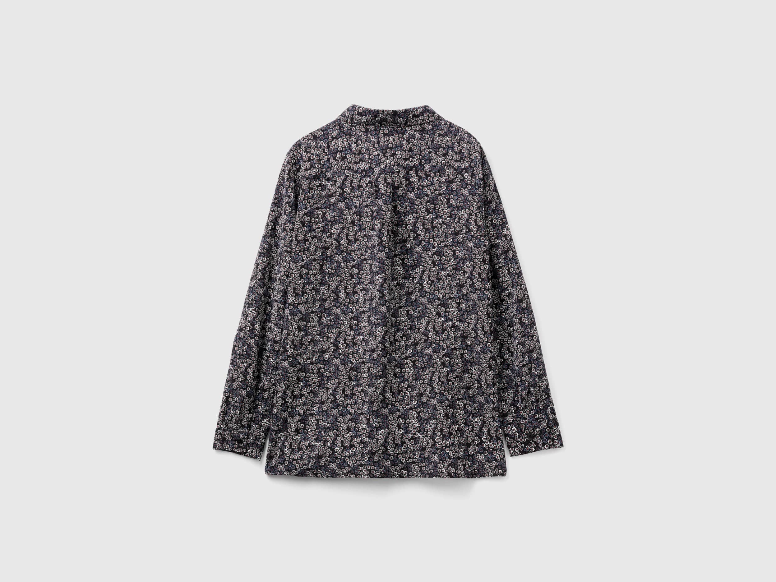 يونايتد كولورز اوف بينيتون قميص نسائي منقوش من الفسكوز