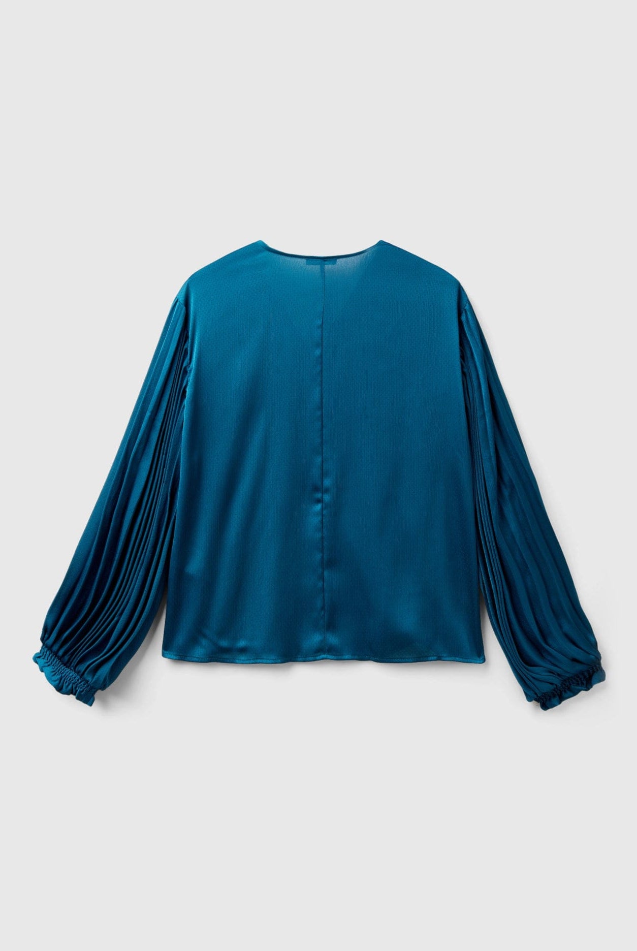 يونايتد كولورز اوف بينيتون بلوزة بأكمام طويلة مطوية ستان نسائية