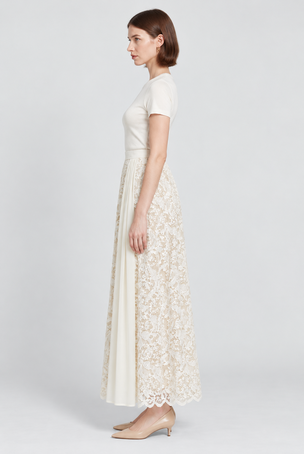 CH014-21Q203 white side - model Maria