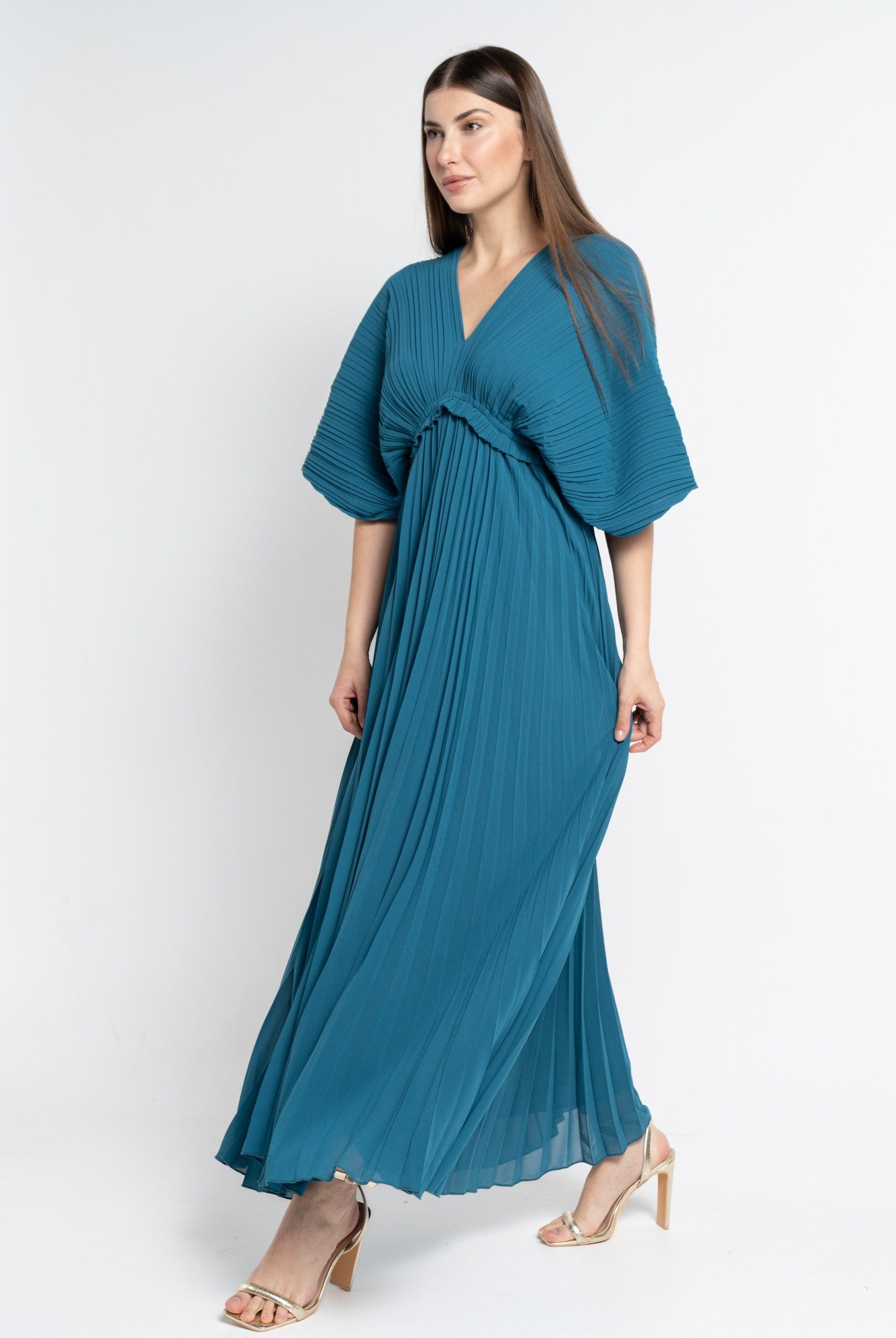 نتشي فستان ماكسي بأكمام فراشة مخصر نسائي