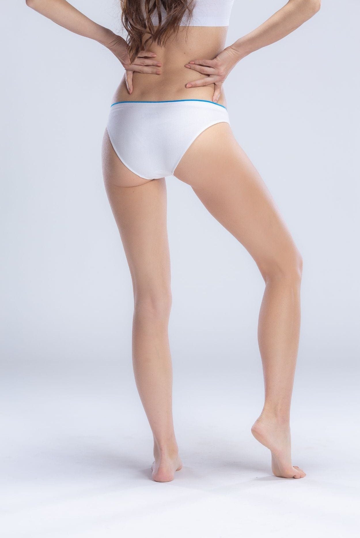 كارينا بانتي بيكيني نسائي بحواف ملونة قطن