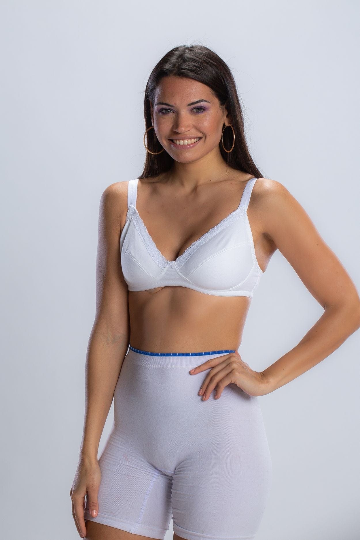 كارينا حمالة صدر غير مبطنة