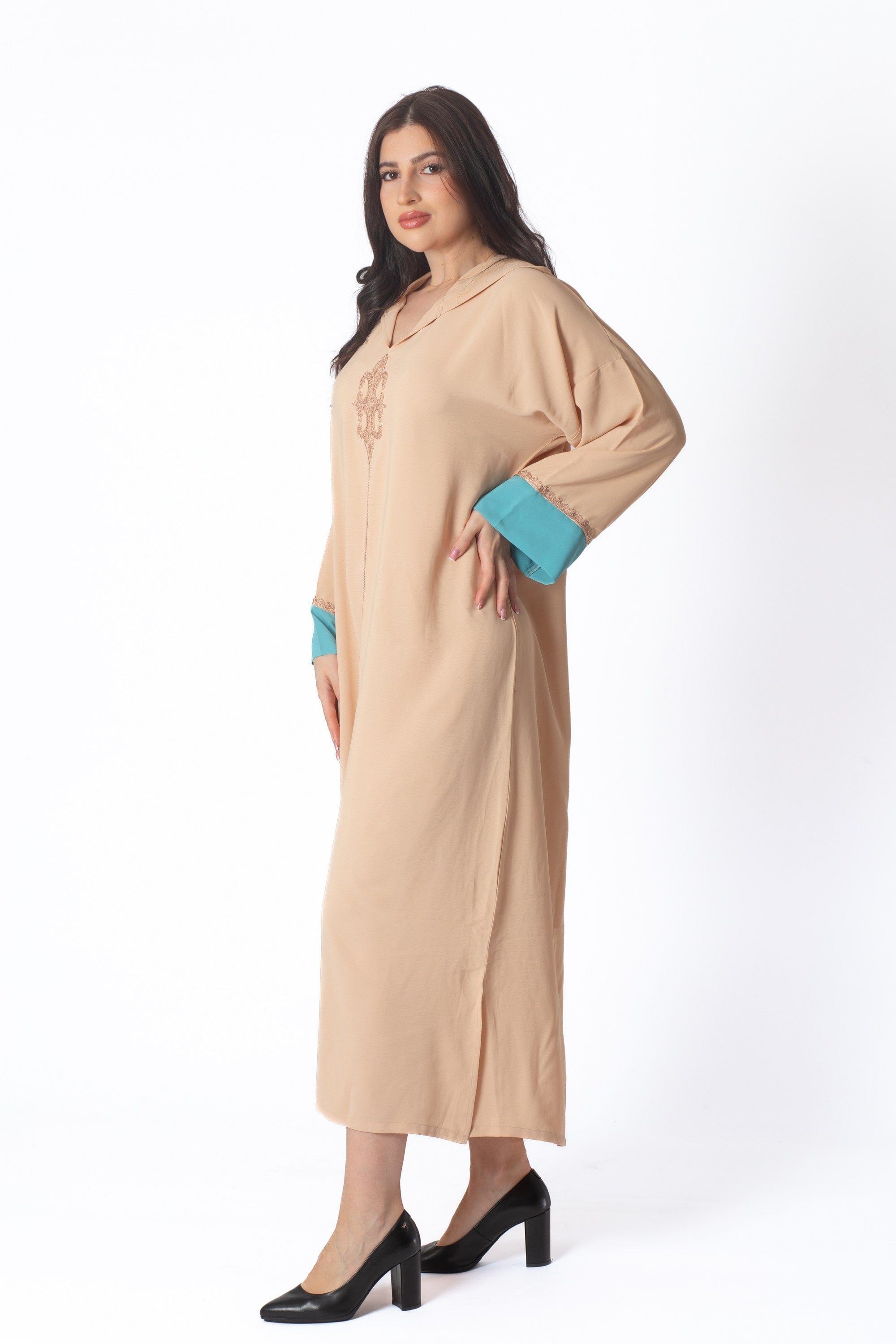 ديامانتين جلابية بأكمام طويلة مطرزة من الأمام نسائي بيج