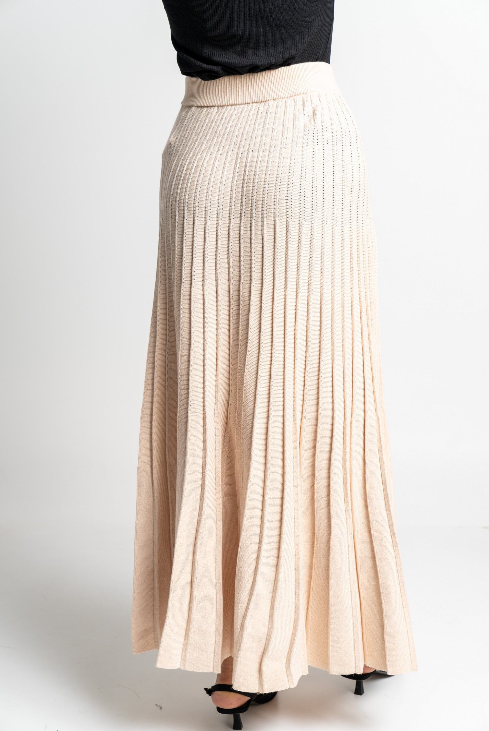 نتشي تنورة ميدي مضلعة سادة نسائي