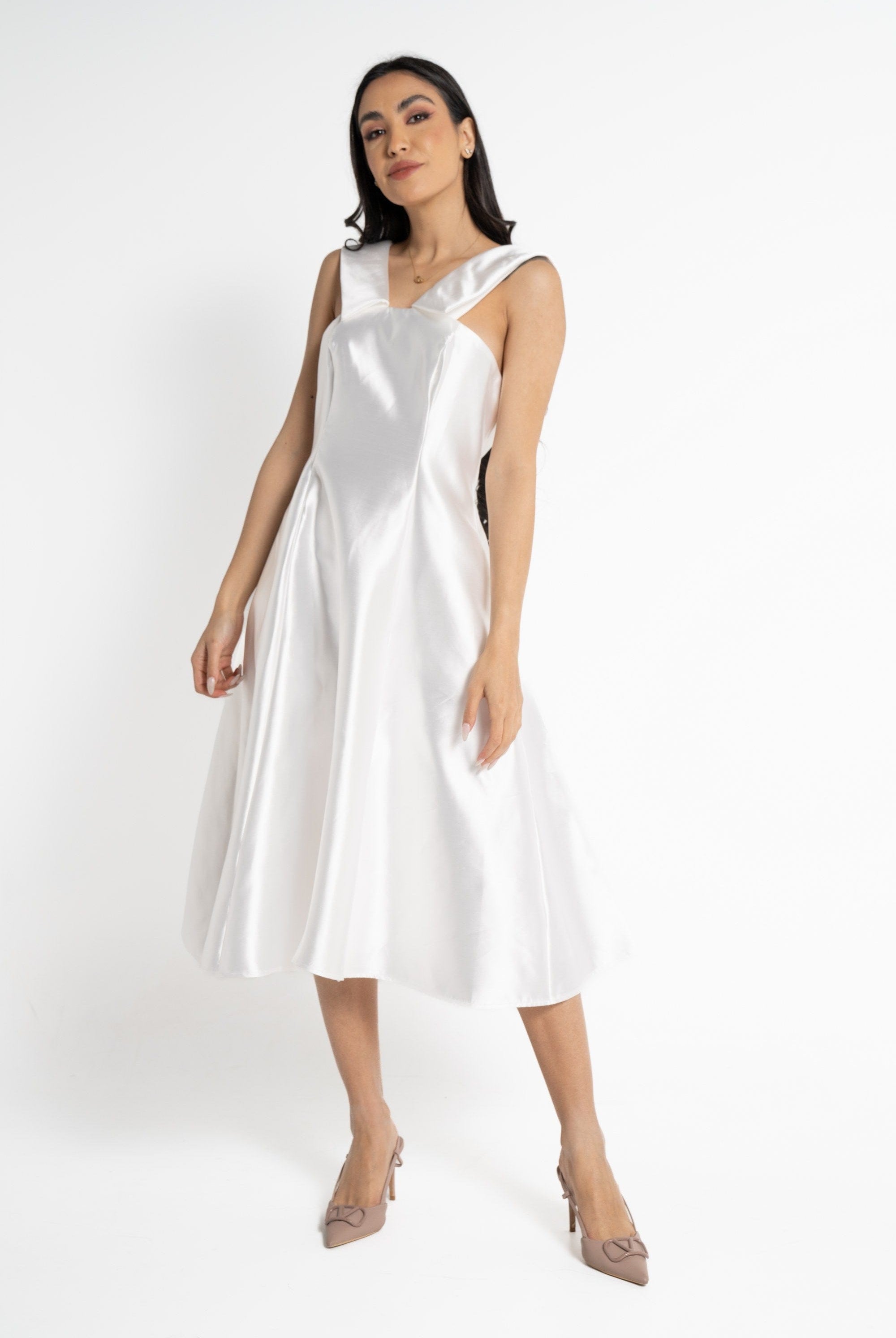 نتشي فستان ميدي حمالات منفوش نسائي