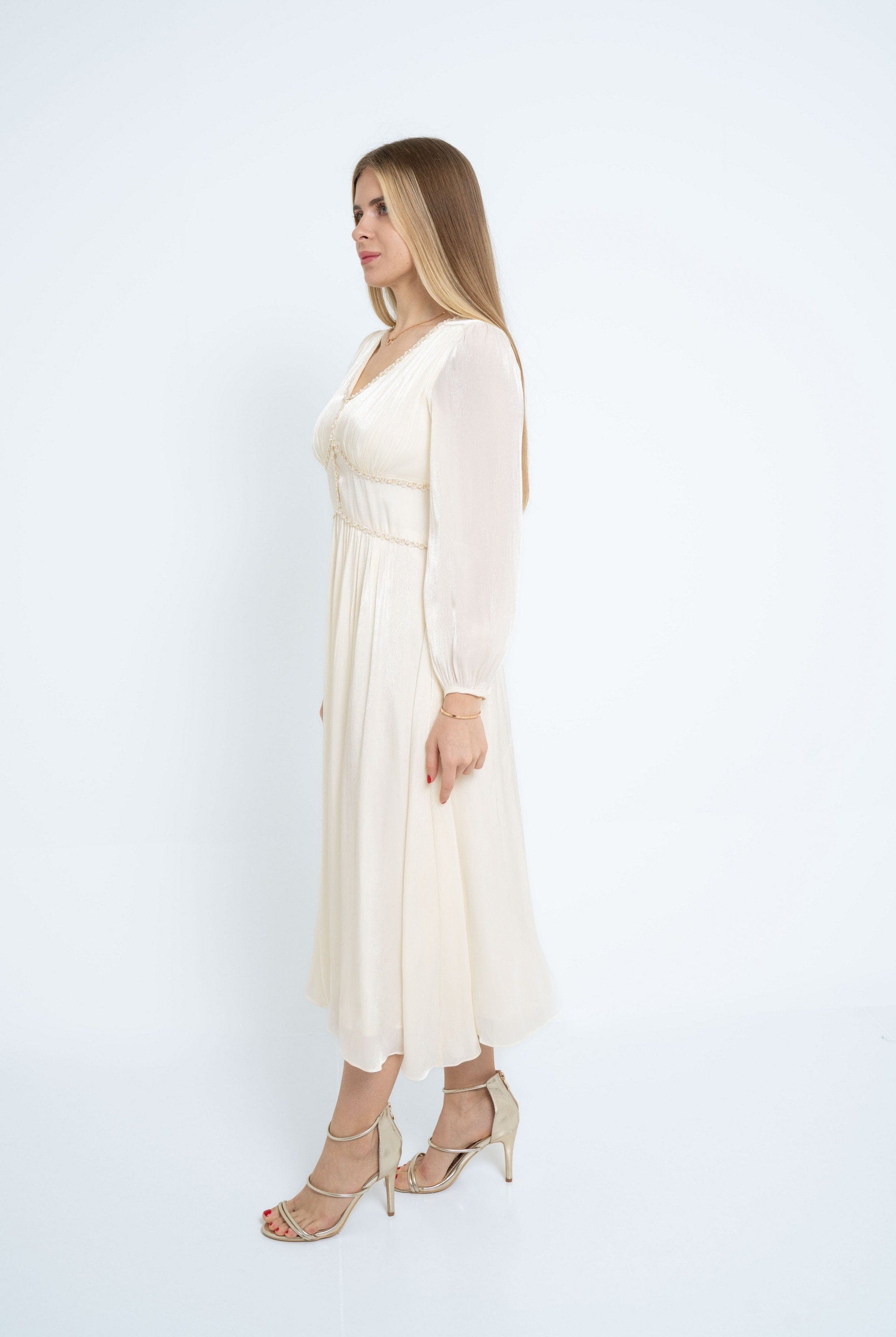 نتشي فستان ميدي بأكمام طويلة بستراس لامع نسائي