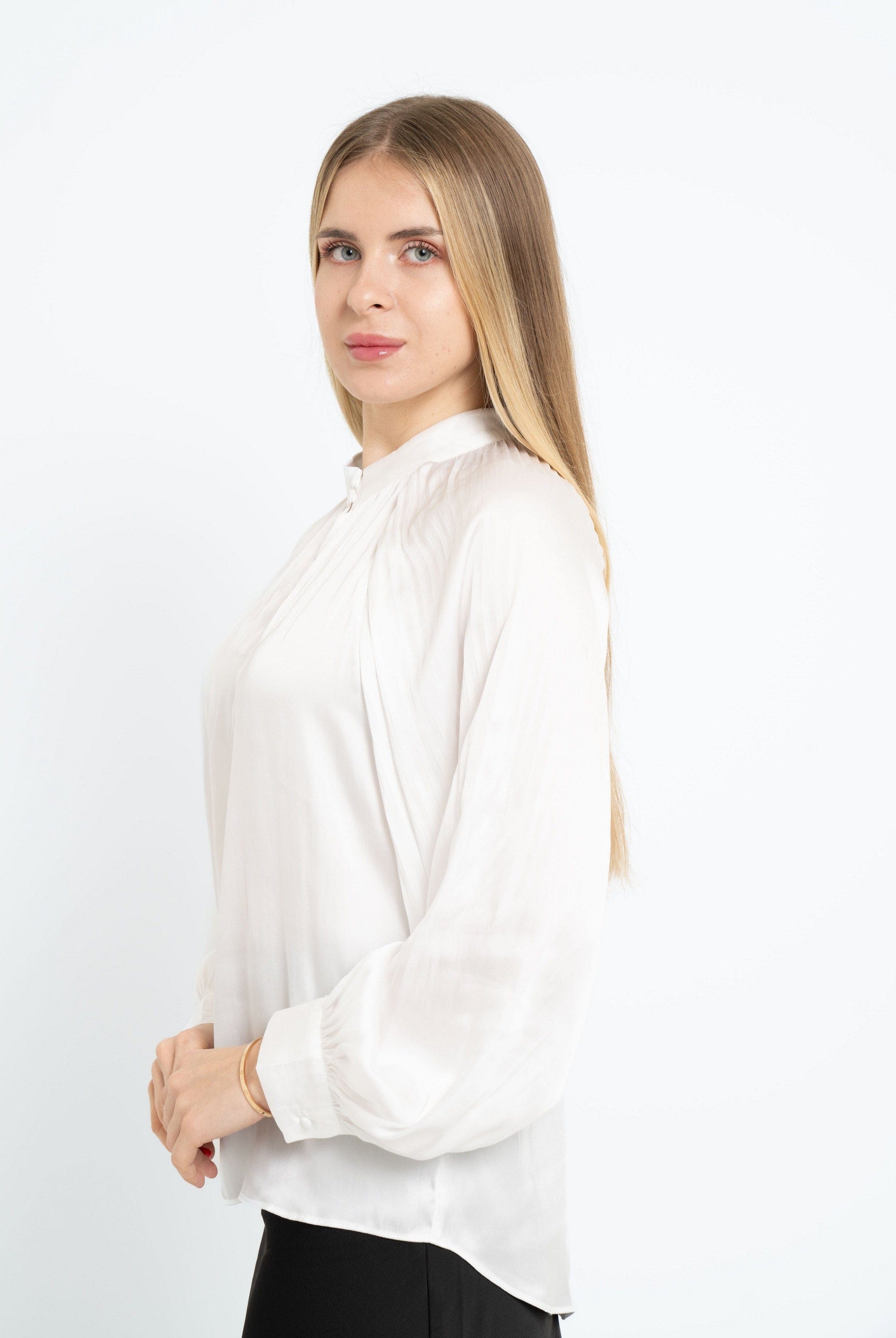 ميكا بلوزة بأكمام طويلة سادة بفيونكة أمامية نسائي