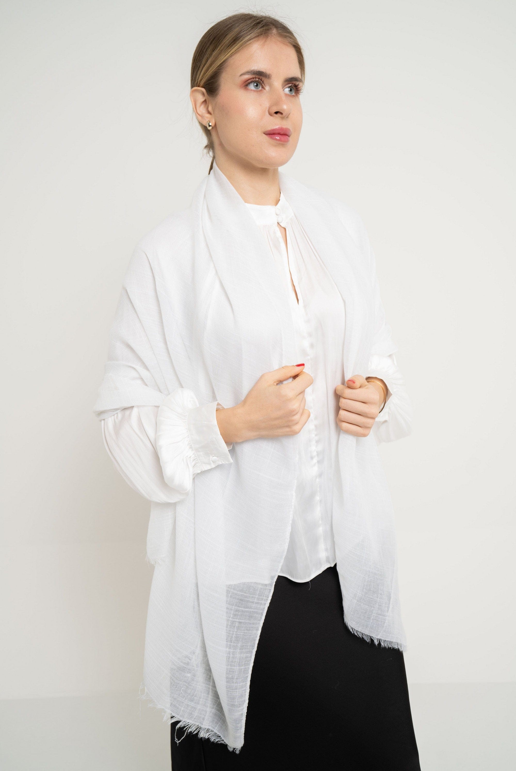 نتشي وشاح سادة شفاف نسائي