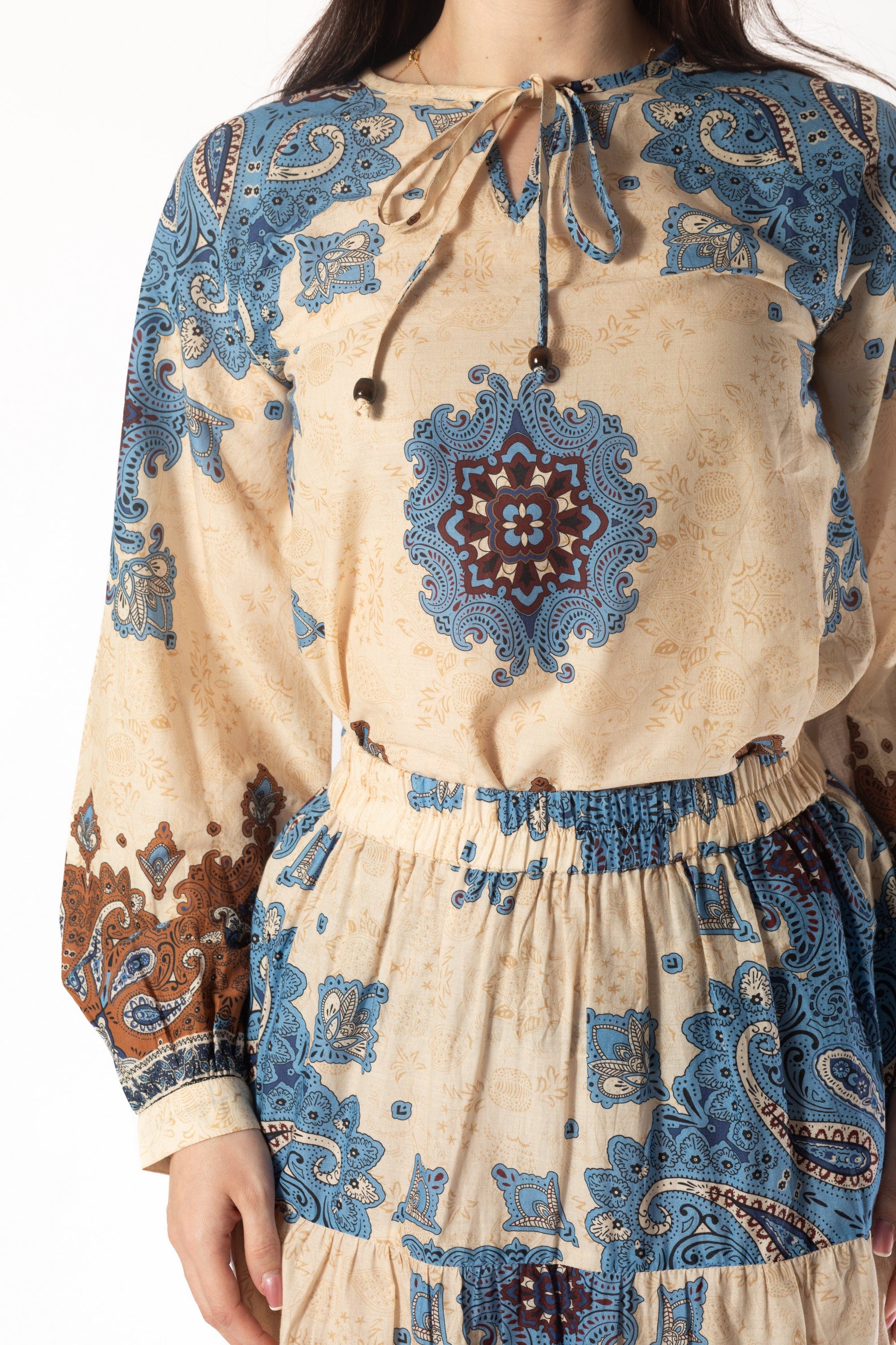 يولا بلوزة طويلة منقوش كم طويل بف نسائي