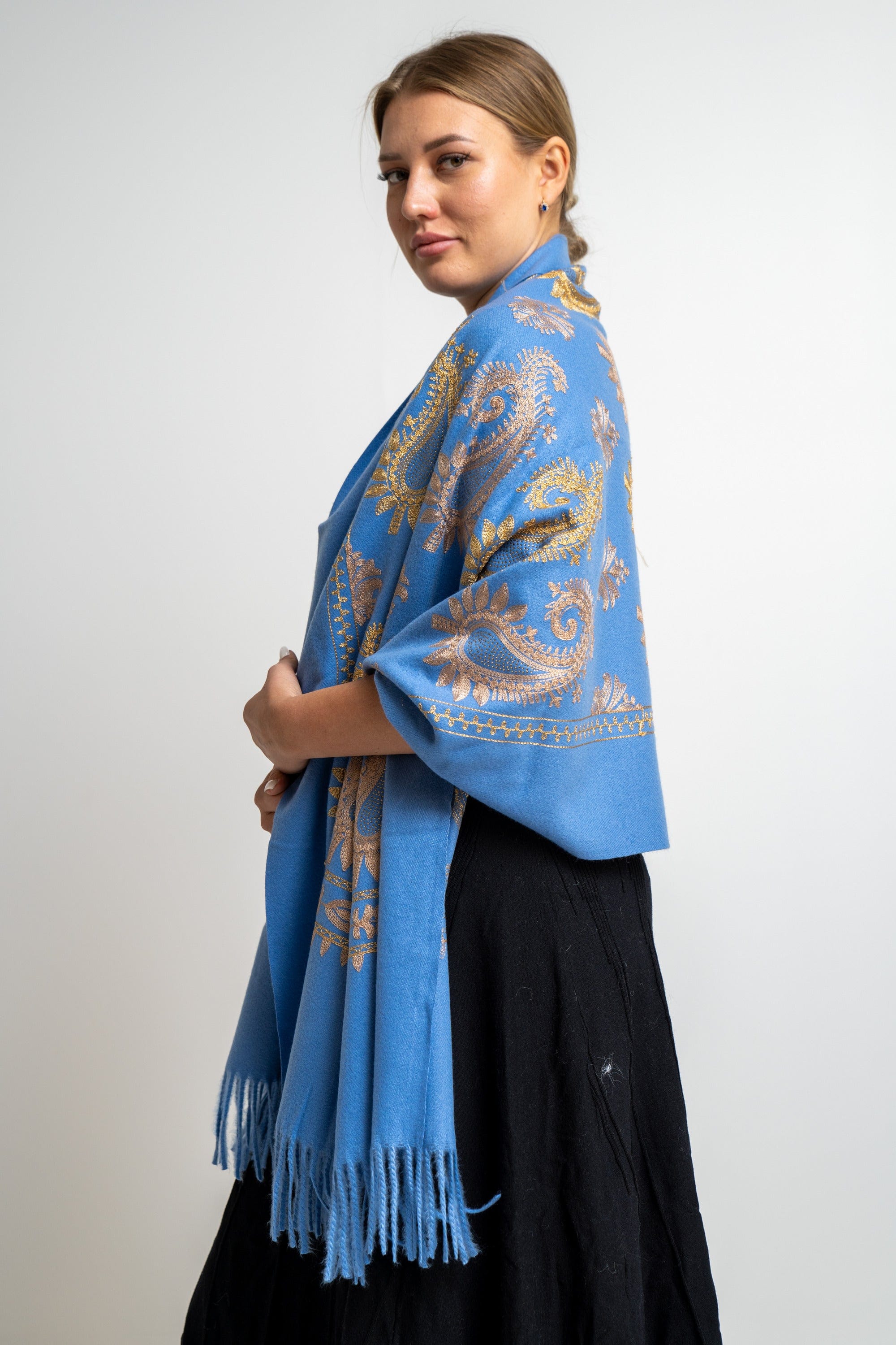 ميكا شال مطبوع مزين بخيوط نسائى