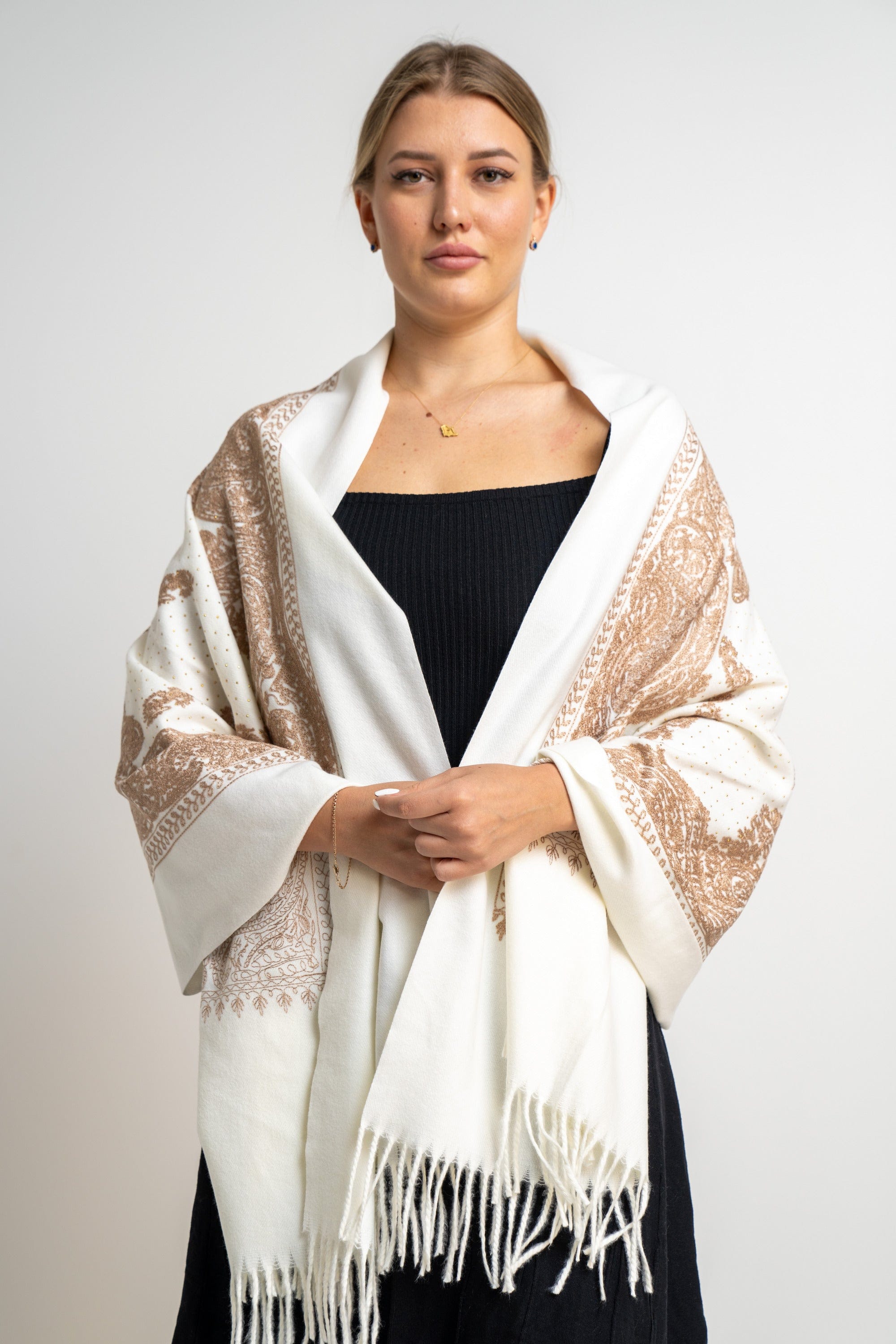 ميكا شال منقوش نسائى متداخل مزين بخيط