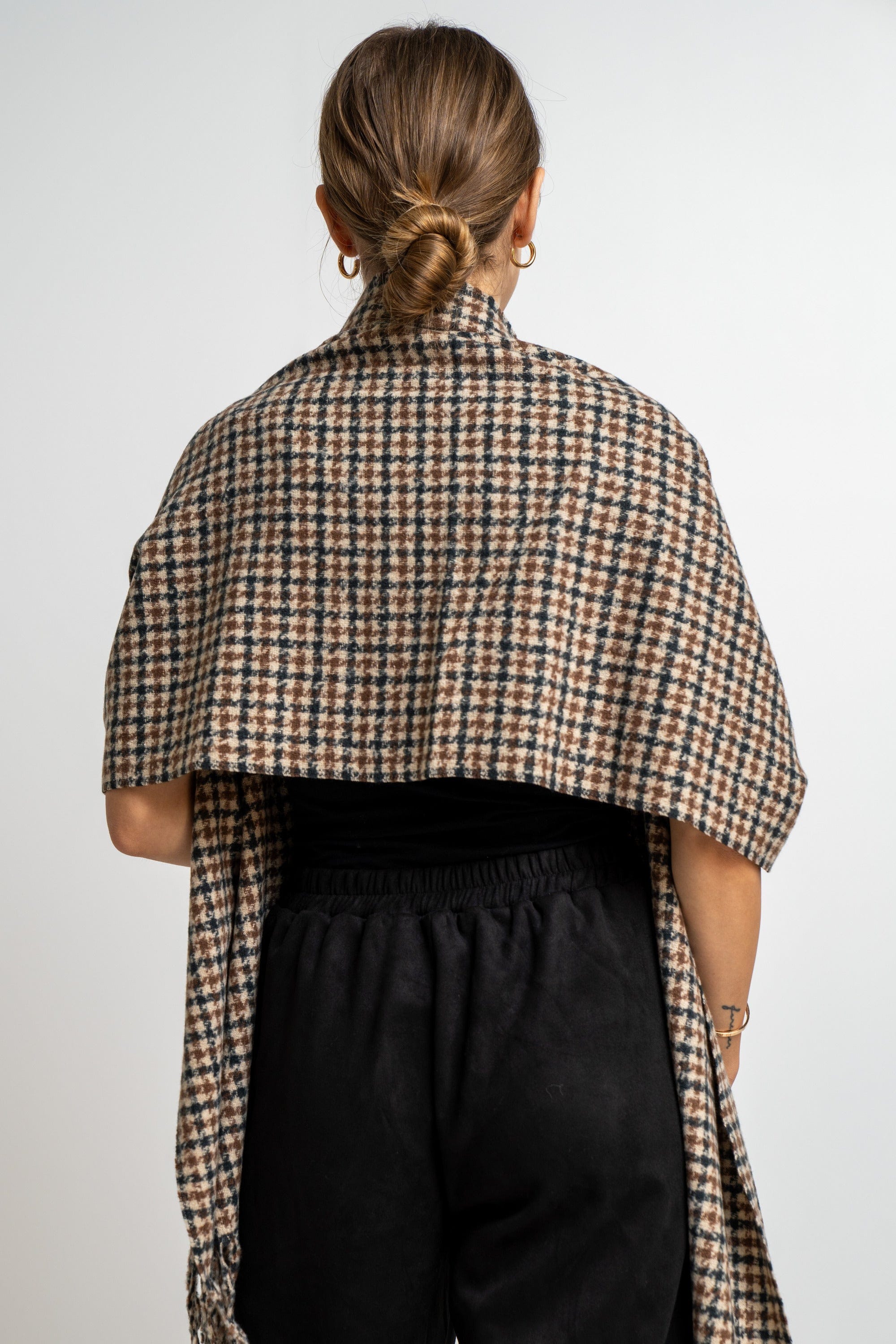 ميكا شال نسائى كاروهات بخيوط مضفره