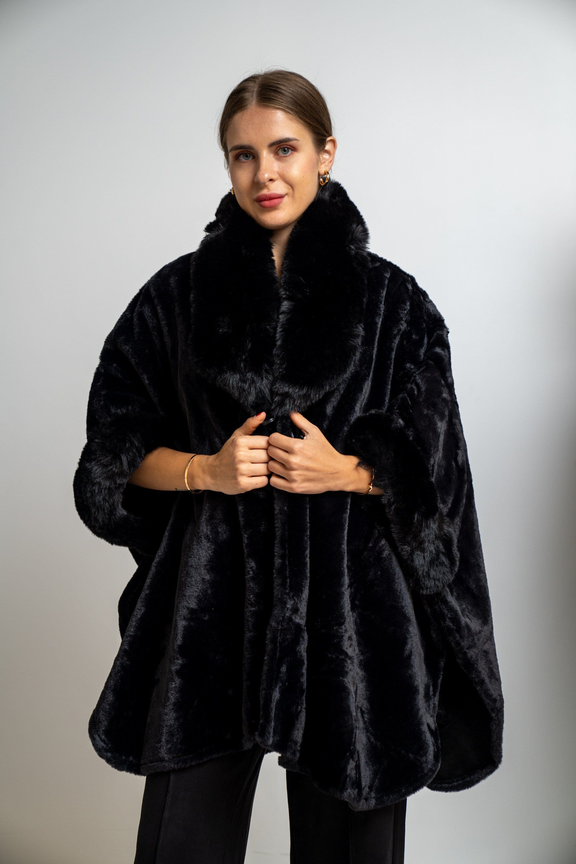 نتشي وشاح فرو فضفاض