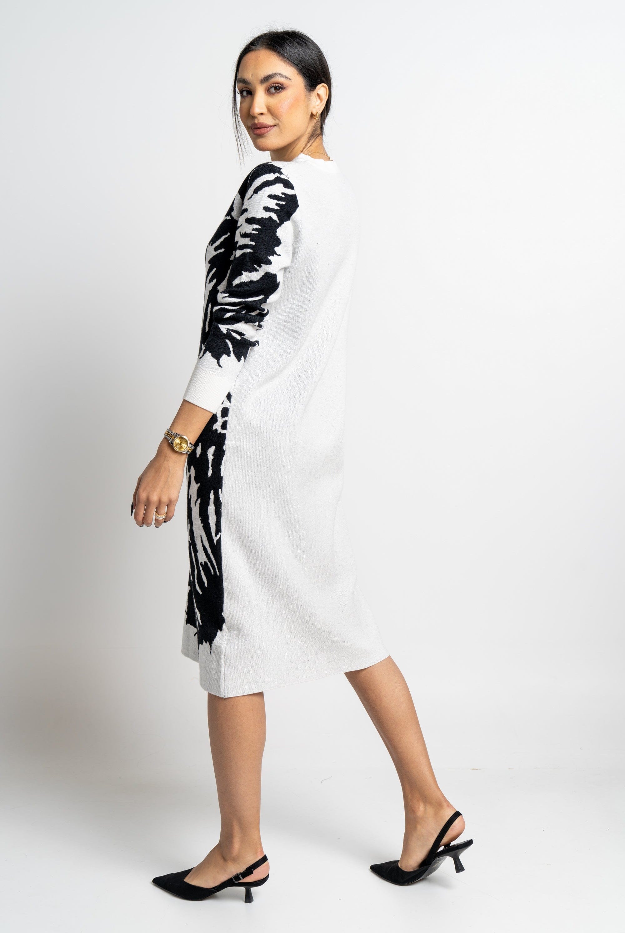 نتشي فستان منقوش كم طويل ميدي نسائي