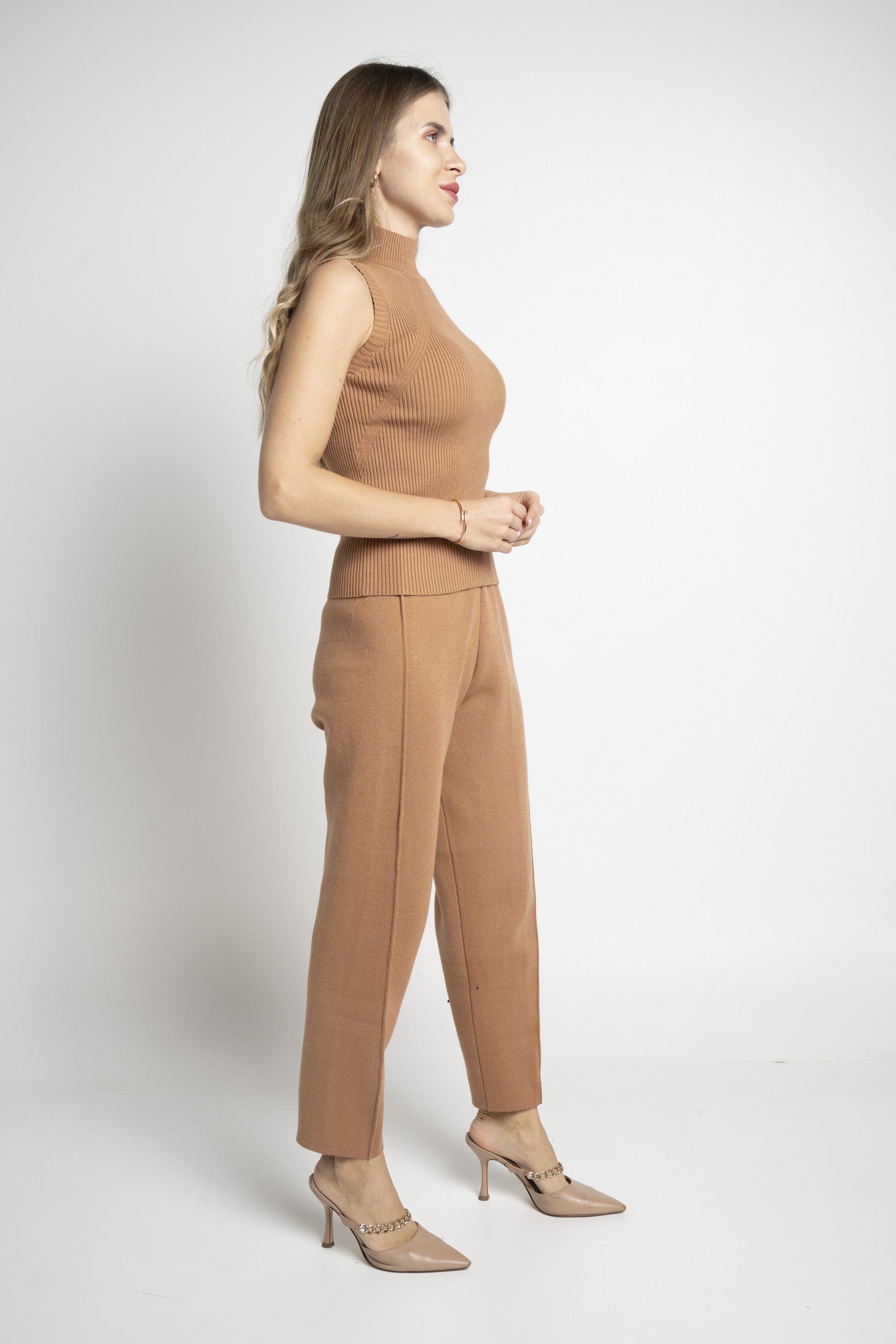 نتشي بلوزة مضلع كت برقبة مرتفعة نسائي