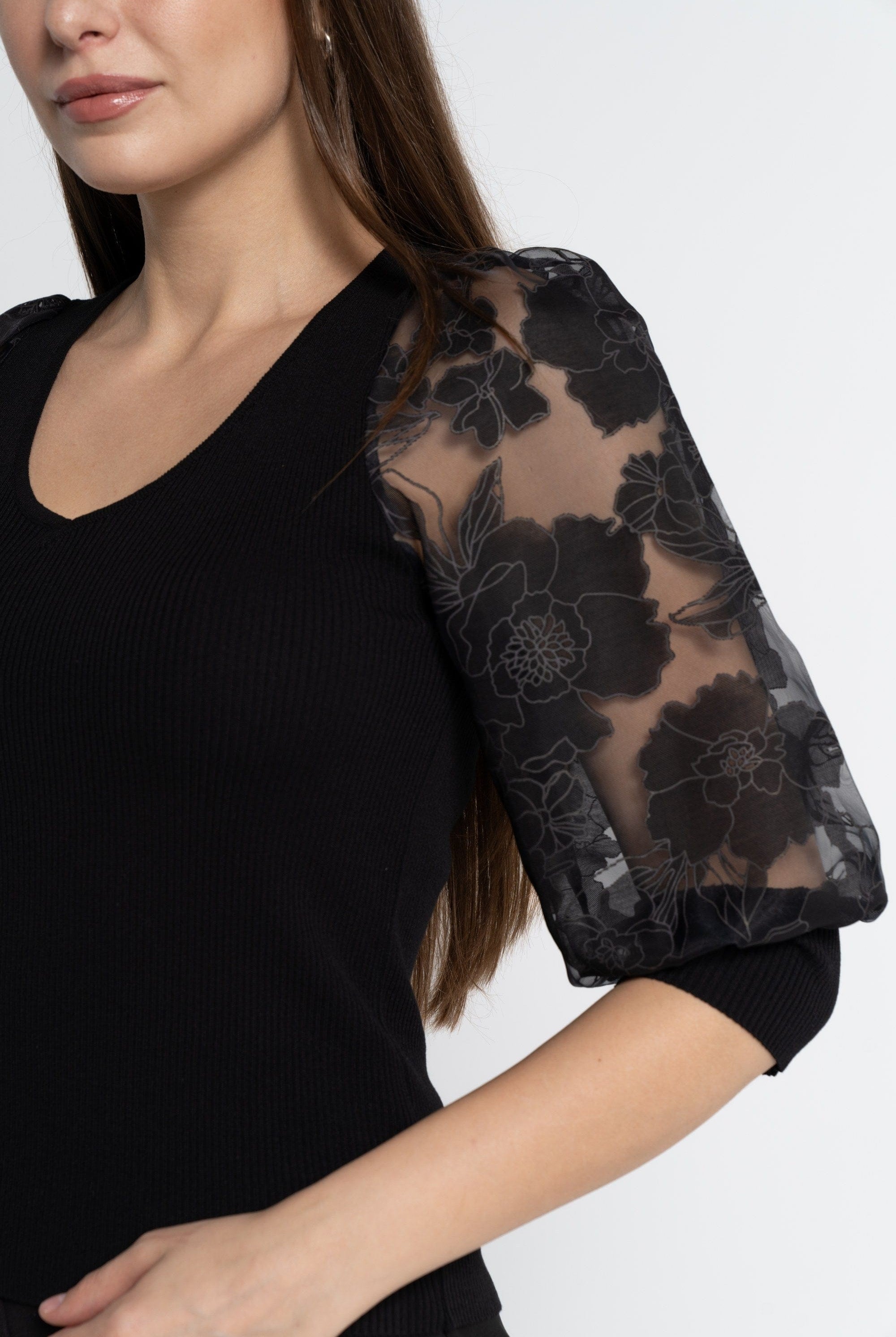 نتشي بلوزة بأكمام 3/4 سادة كم قصير بف نسائي