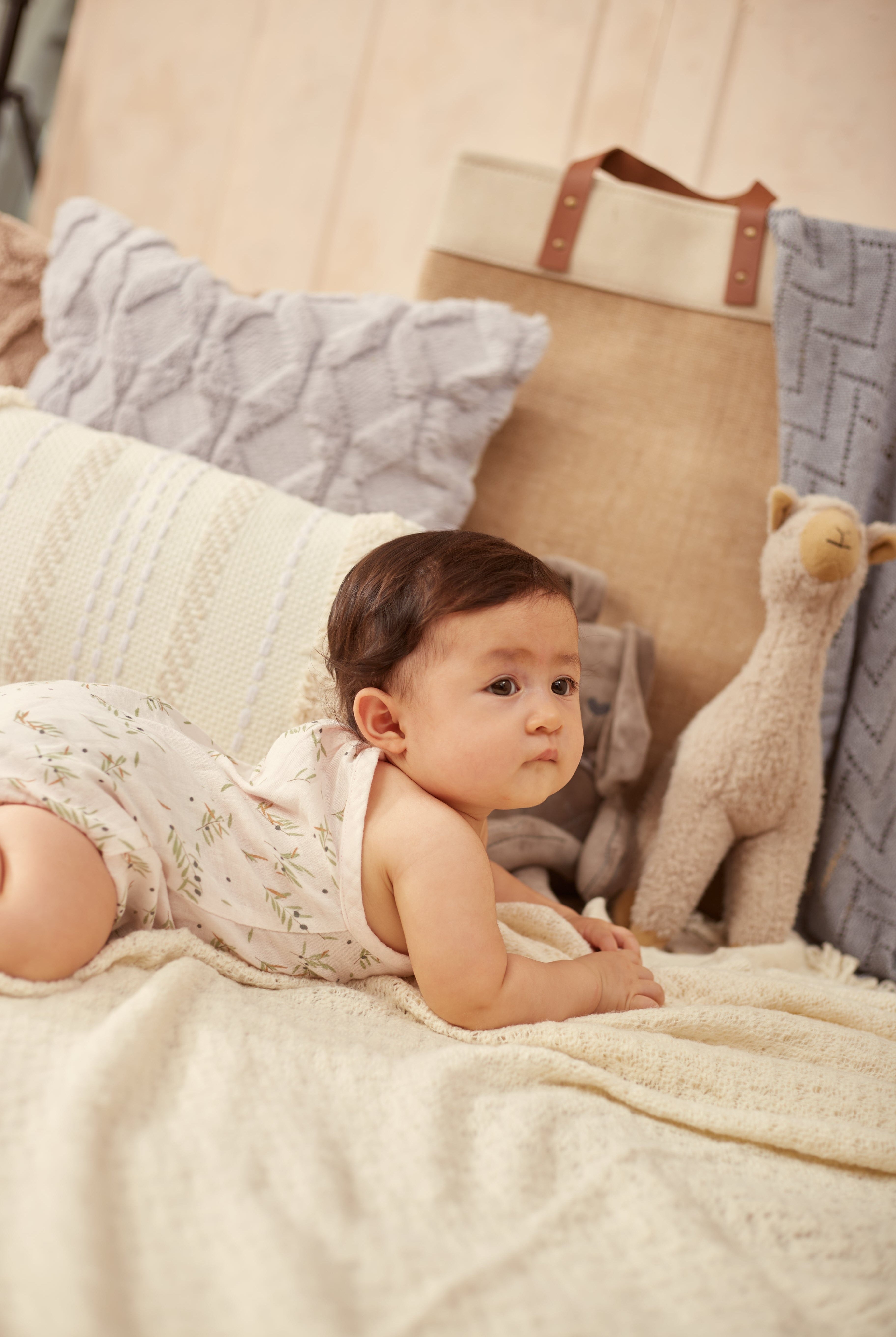 جينجرسنابس سالوبيت بناتي رضع بدون اكمام برسمة سنابل وردي