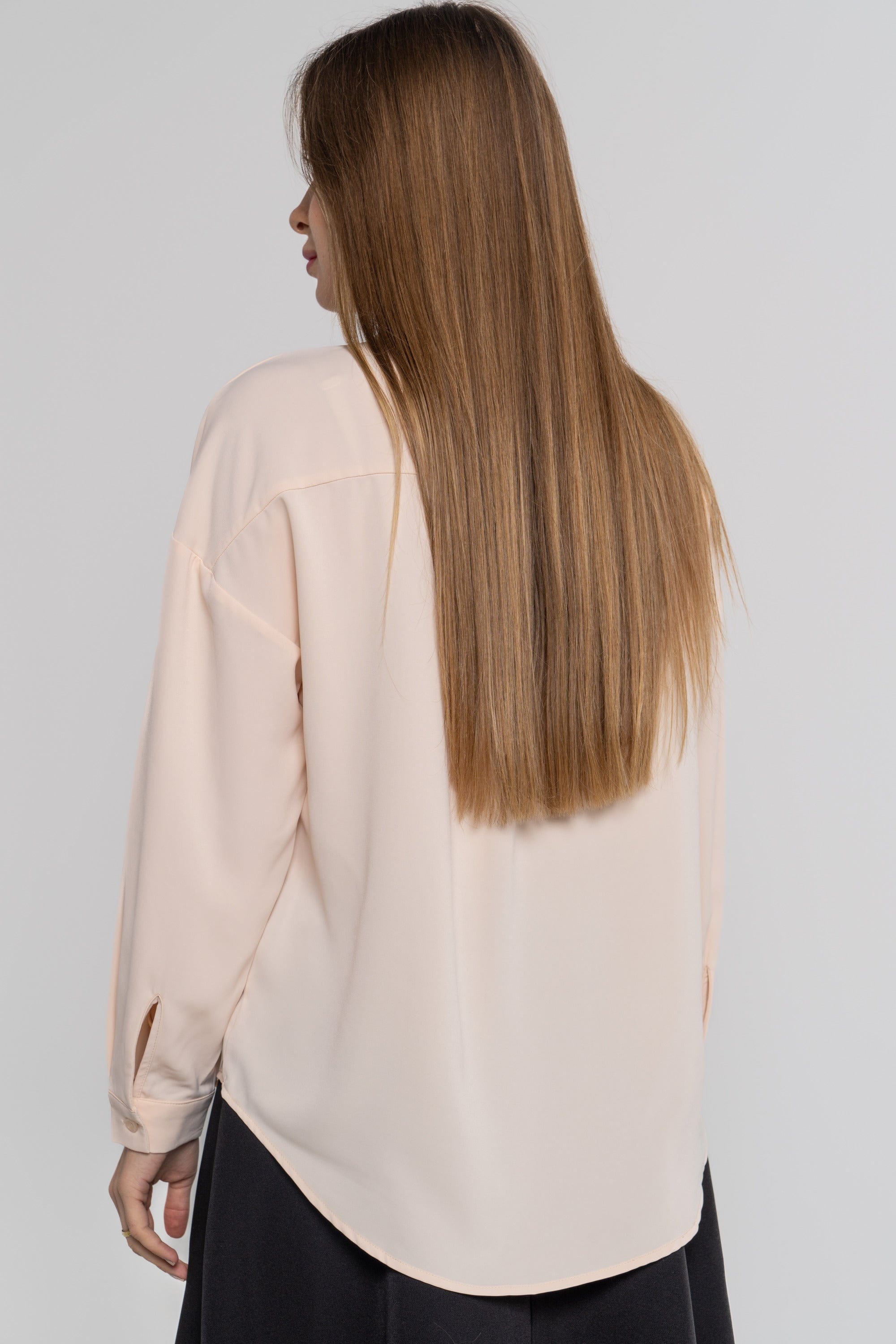 نتشي قميص نسائي مشجر بأكمام طويلة