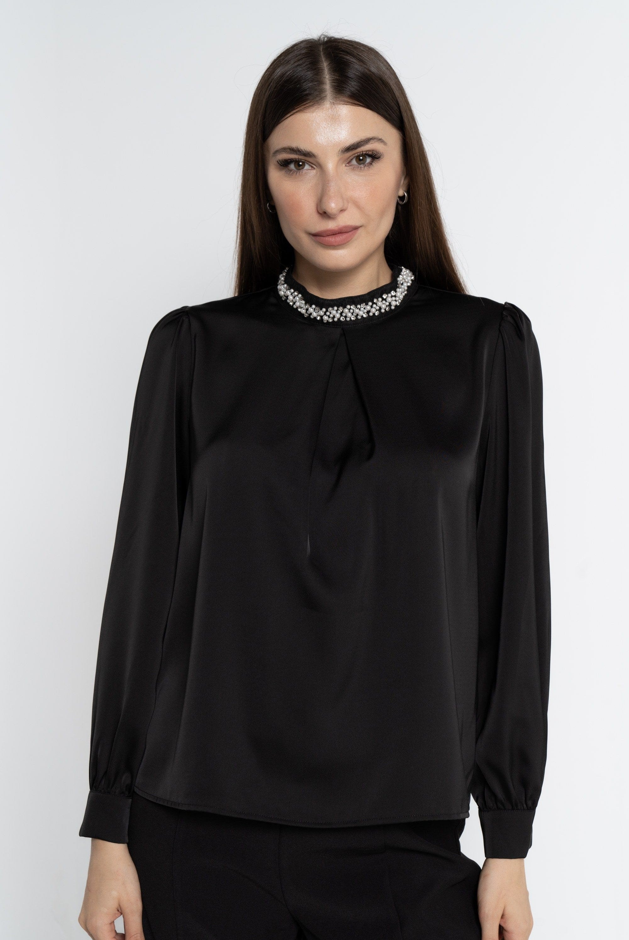 نتشي بلوزة بأكمام طويلة سادة بياقة مطرزة باللؤلؤ نسائي