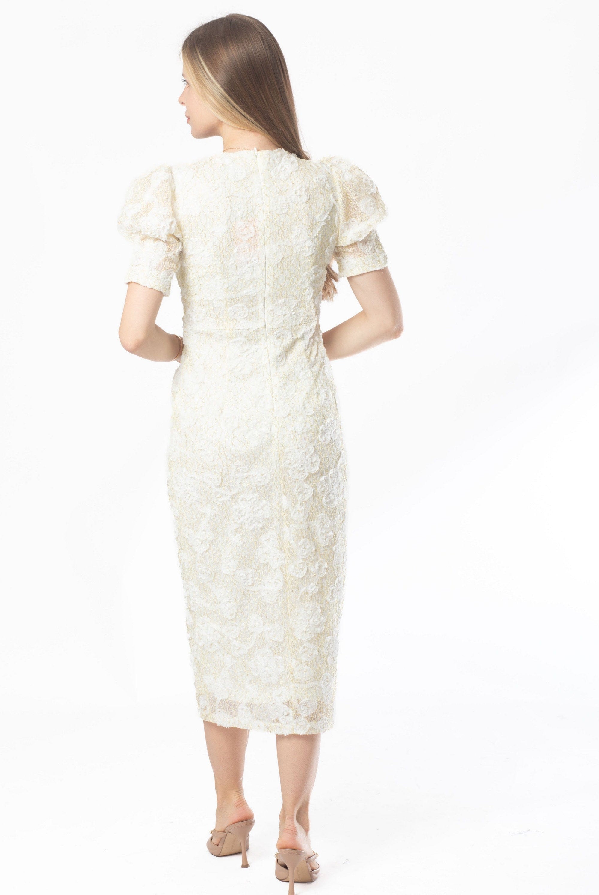 نتشي فستان ميدي دانتيل نص كم ضيق نسائي