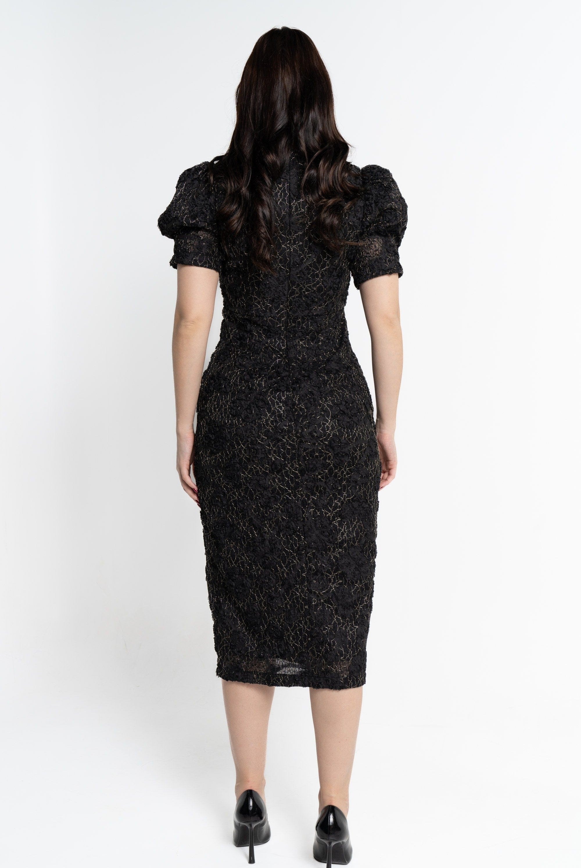 نتشي فستان ميدي دانتيل نص كم ضيق نسائي