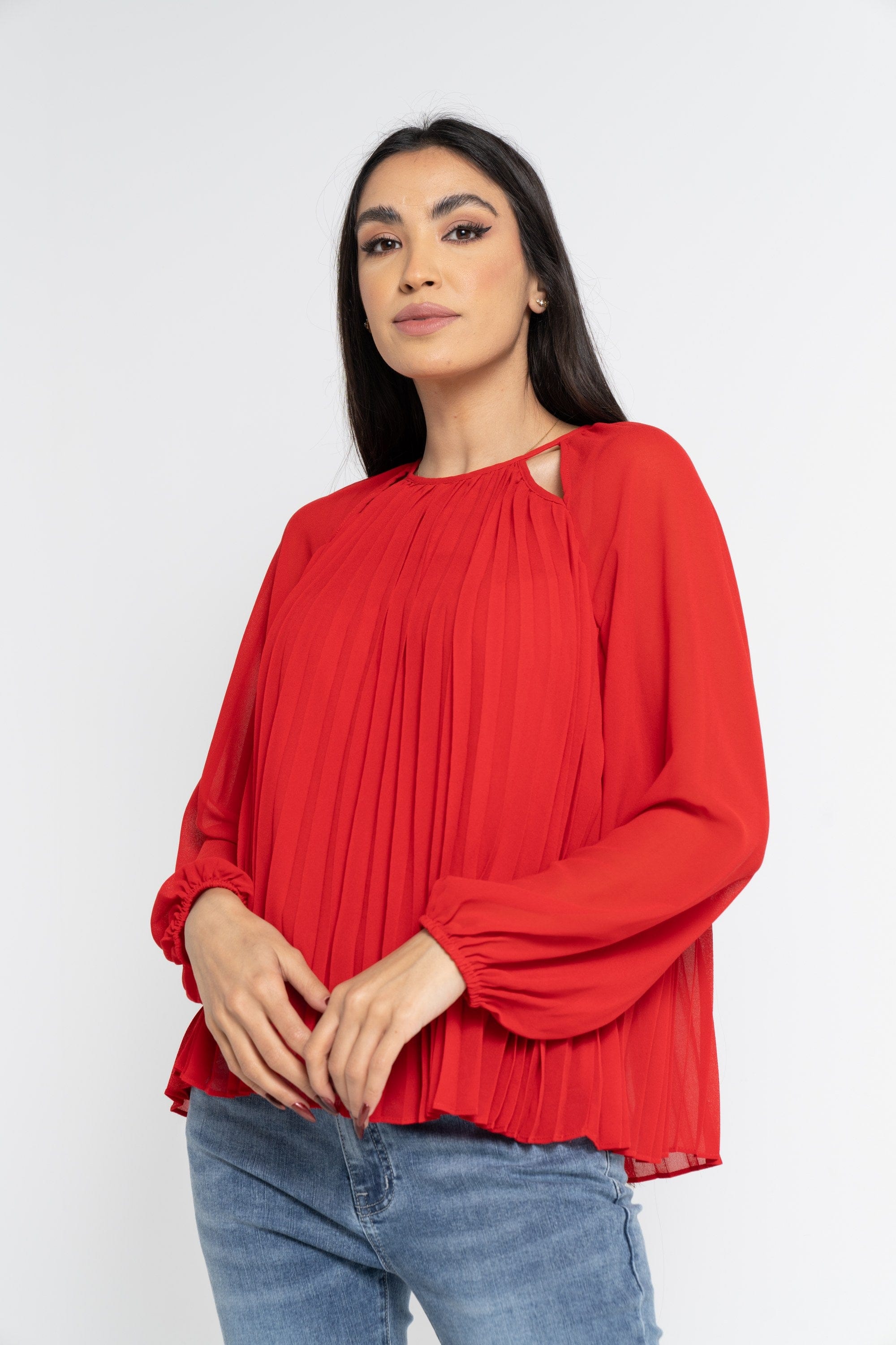 نتشي بلوزة بأكمام طويلة سادة بكسرات بفتحات نسائي