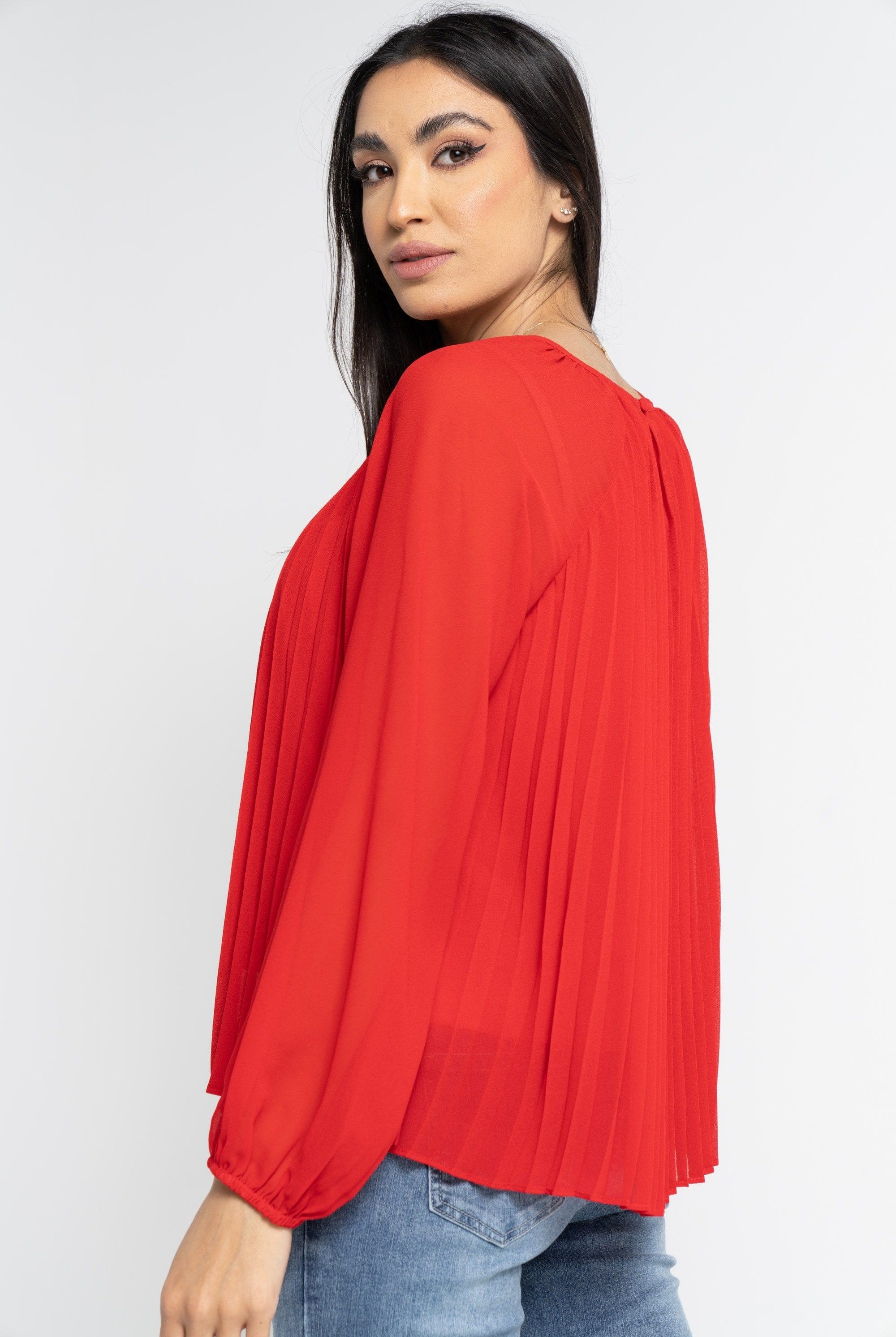 نتشي بلوزة بأكمام طويلة سادة بكسرات بفتحات نسائي