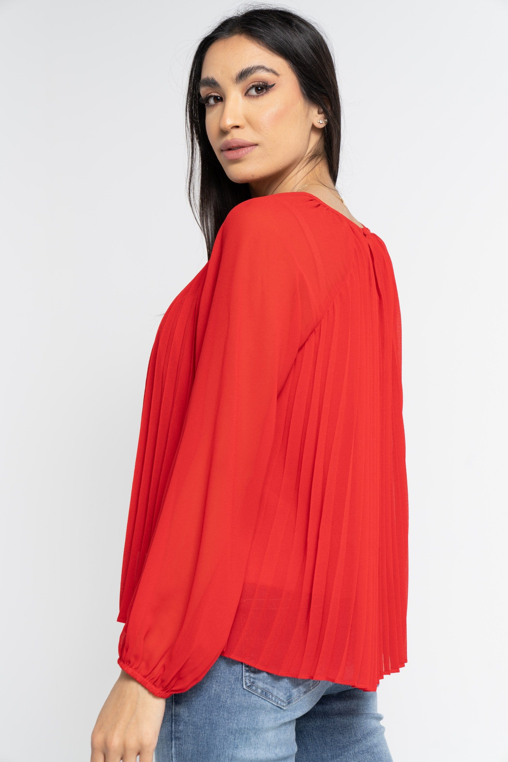 نتشي بلوزة بأكمام طويلة سادة بكسرات بفتحات نسائي