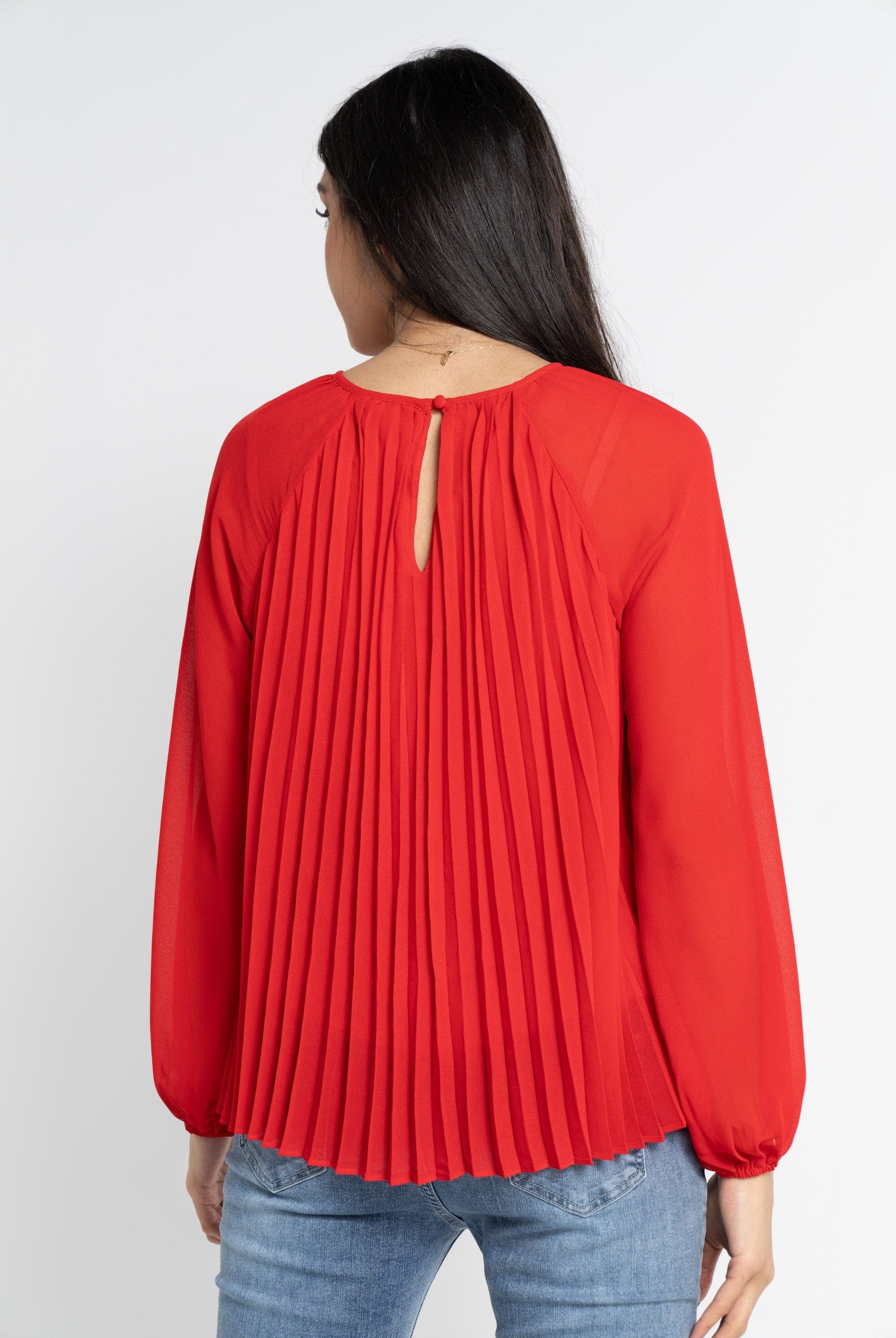 نتشي بلوزة بأكمام طويلة سادة بكسرات بفتحات نسائي